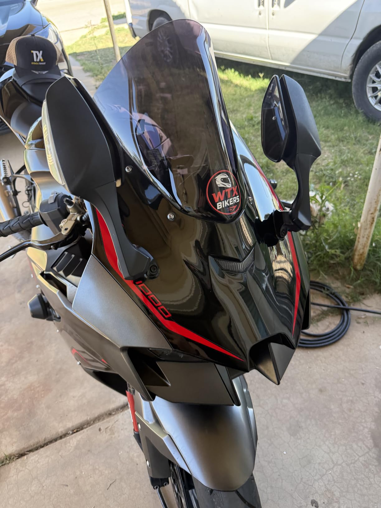 Meguiar's Ultimate Ceramic Coating Kit - Premium Kit for Cars Delivers Ultra-Durable Ceramic Protection with High Water Beading Action, Increased Gloss and Slickness, and Premium Microfiber Towels customer photo 1