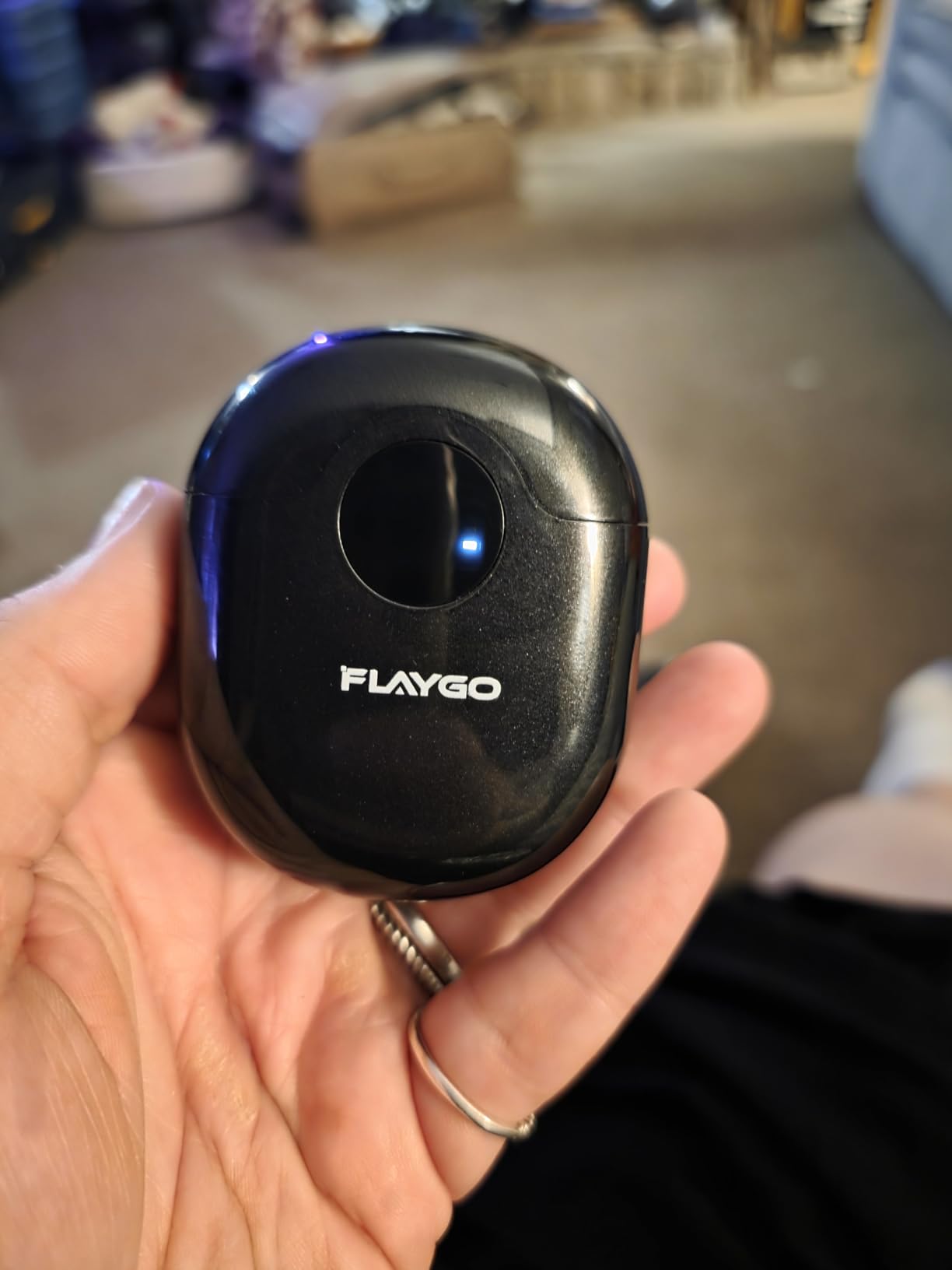 Flaygo Hearing Aids for Seniors, Hearing Aids for People with Hearing Loss, Sound Quality Restoration, Intelligent Noise Reduction, Standby 80h, One-Button Operation customer photo 1