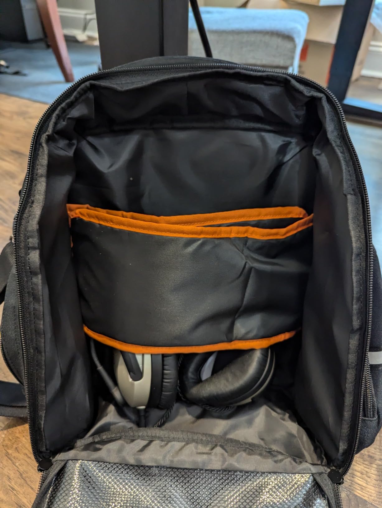 Damero Pilot Headset Bag, Aviation Headset Pilot Bag for Secure Storage | Flight Bag for Aviation Headset, Padded Sleeve for Kneeboard, iPad and More, Three Ways to Carry, Patch Area, Bag Only customer photo 1