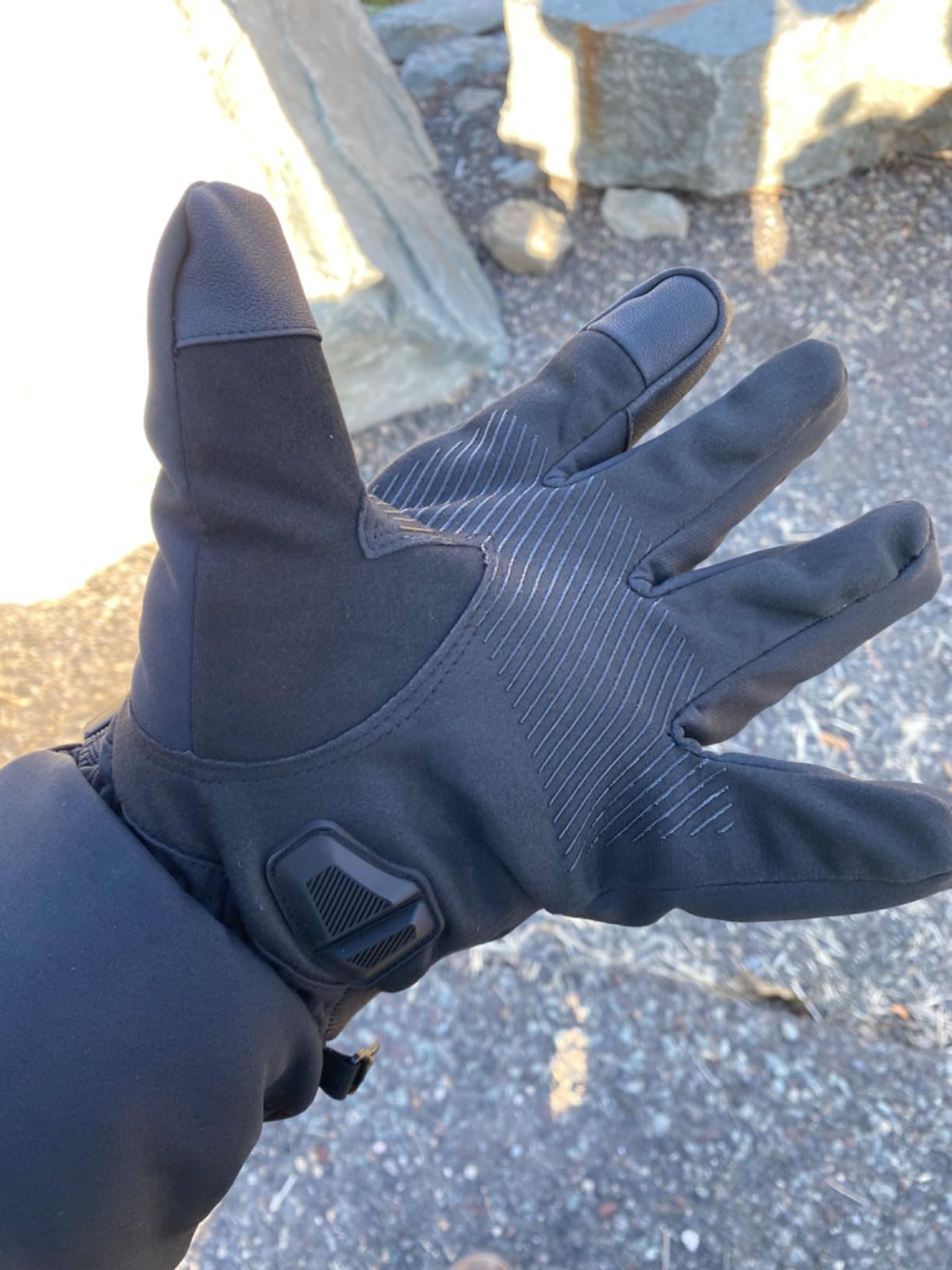 Heated Motorcycle Gloves for Men & Women - 7.4V 3000mAh Rechargeable Batteries, Electric, Touchscreen, Waterproof, Windproof, Non-Slip, Skiing, Cycling, Fishing customer photo 2