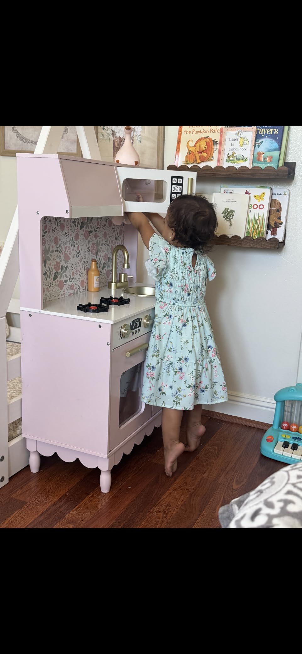 Best Choice Products Toddler Kitchen Playset, Wooden Cottage Kids Play Kitchen with 5 Accessories, Toy Storage, Scalloped Edge, and Pretend Play Microwave, Oven, Clicking Knobs - Cream customer photo 1