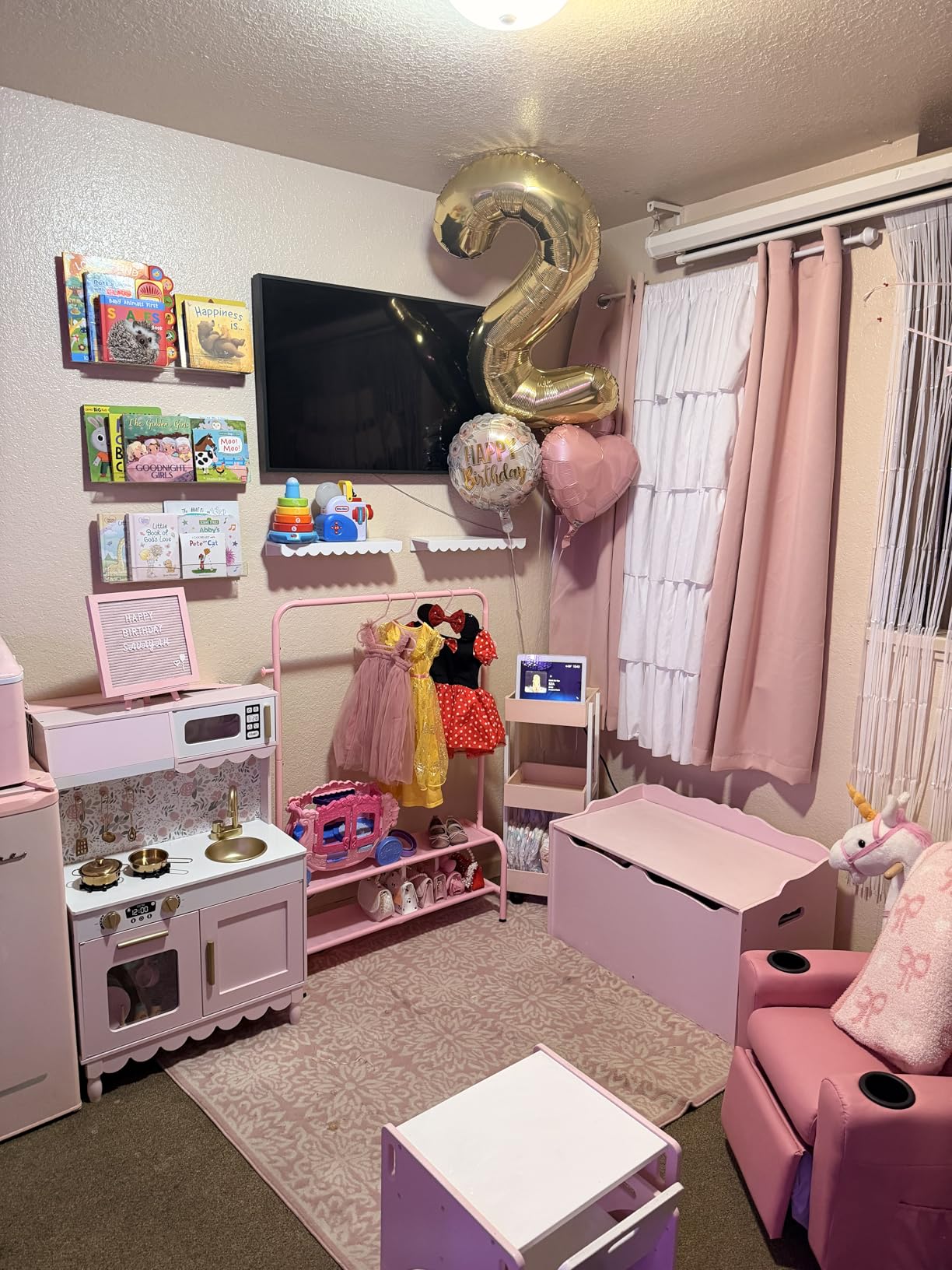 Best Choice Products Toddler Kitchen Playset, Wooden Cottage Kids Play Kitchen with 5 Accessories, Toy Storage, Scalloped Edge, and Pretend Play Microwave, Oven, Clicking Knobs - Cream customer photo 2