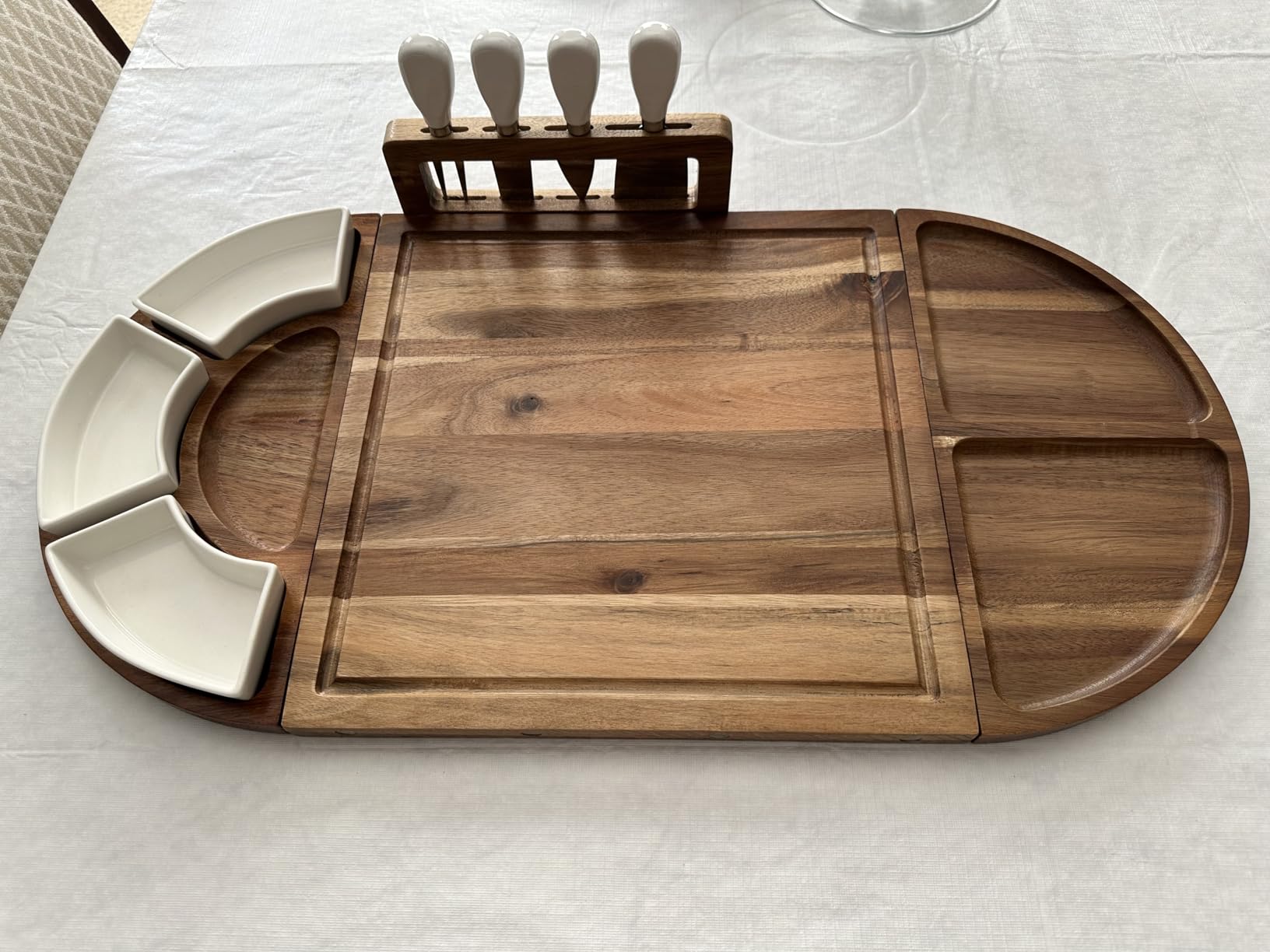 Elite Snacker Large Charcuterie Board Set, Acacia Wood, Premium Finish | Magnetic 3-Piece Acacia Wood Design, Reshapes Circle Square Heart, Expands 13 to 26 In, 4 Knives, 3 Dishes, No Oiling Needed customer photo 1
