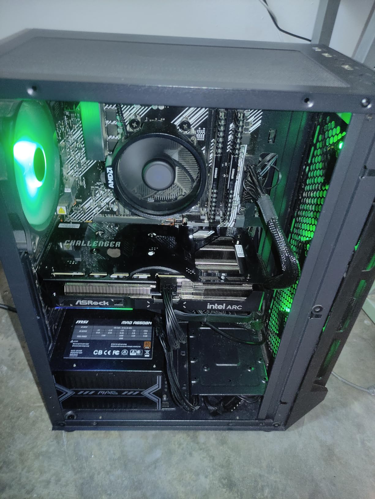 ASRock Intel Arc B570 Challenger 10GB OC GDDR6 Graphics Card, 2600 MHz GPU, 19 Gbps Memory, Dual Fan, Metal Backplate, HDMI 2.1a, DisplayPort 2.1, 0dB Cooling customer photo 2