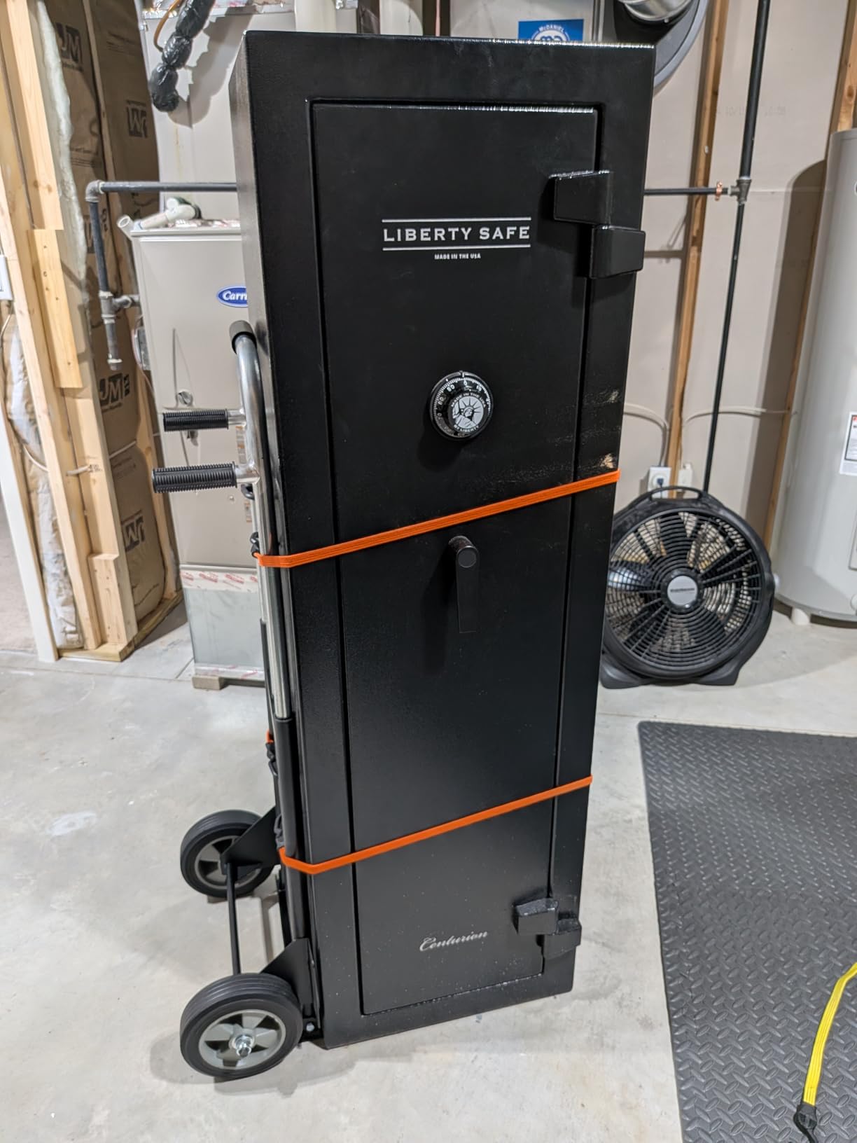Folding Hand Truck Dolly - 600 LB Capacity, Heavy-Duty Wheels and Compact Design for Moving Heavy Loads customer photo 2
