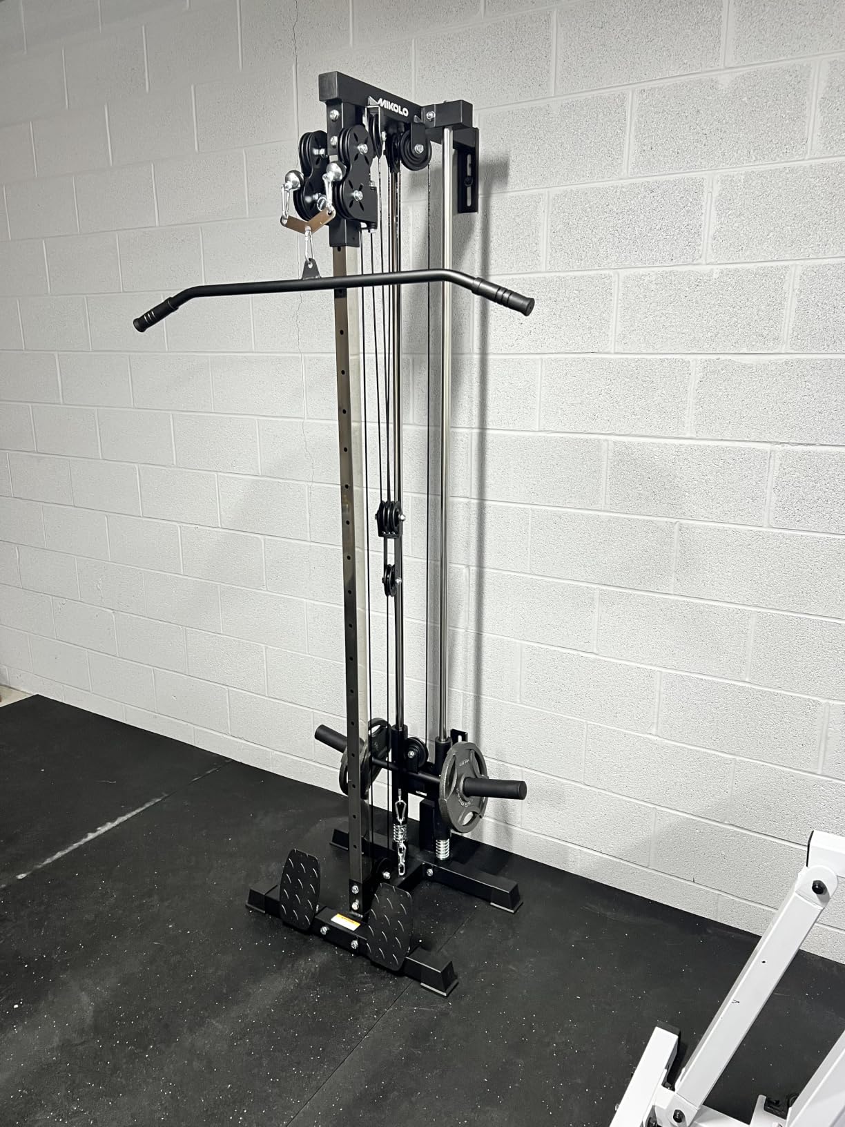 Mikolo Wall Mount Cable Station, Cable Crossover Machine with Dual Pulley System and 19/27 Adjustable Positions for Home Gym Fitness Equipment customer photo 2