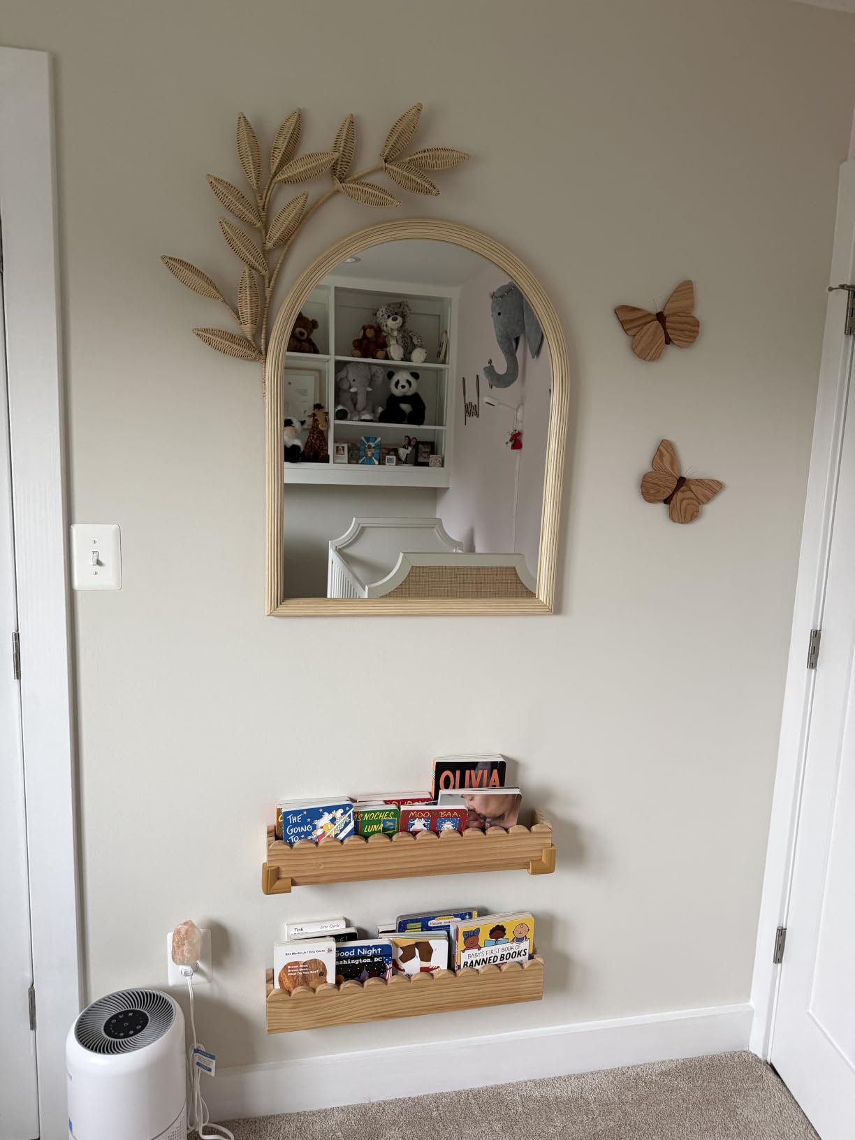 Telinego 2 Pack Handmade Wooden Butterfly Wall Art Sculpture Hanging Decor | Boho Butterfly Wall Decor for Bedroom Bathroom Living Room Home Decoration for Kids Baby Nursery Room Decor - Brown customer photo 1