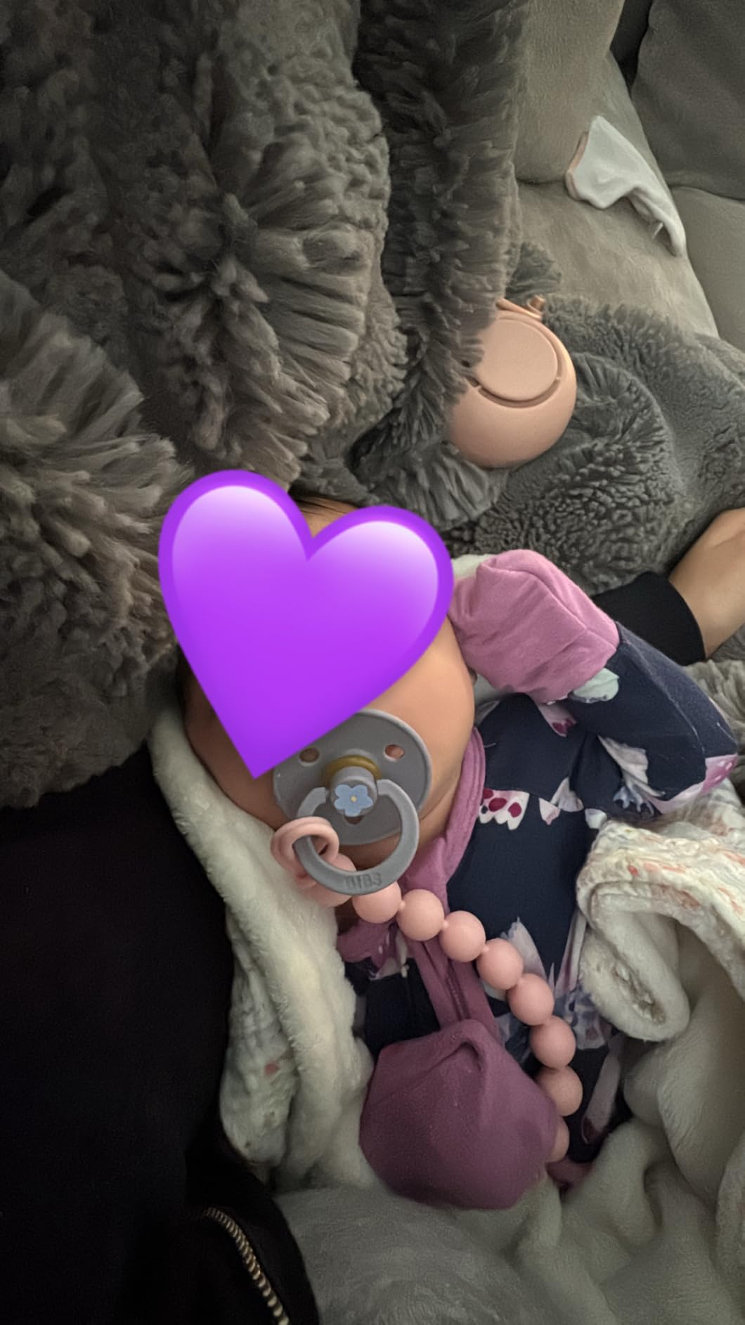 Portable Baby Sound Machine [White Noise for Babies Kids Adults][Timer Function][20 Soothing Sounds][Sleep Soother] 15 Hours Battery Life, Travel, Registry, Gifts, Shower, Clips on Baby Stroller customer photo 1