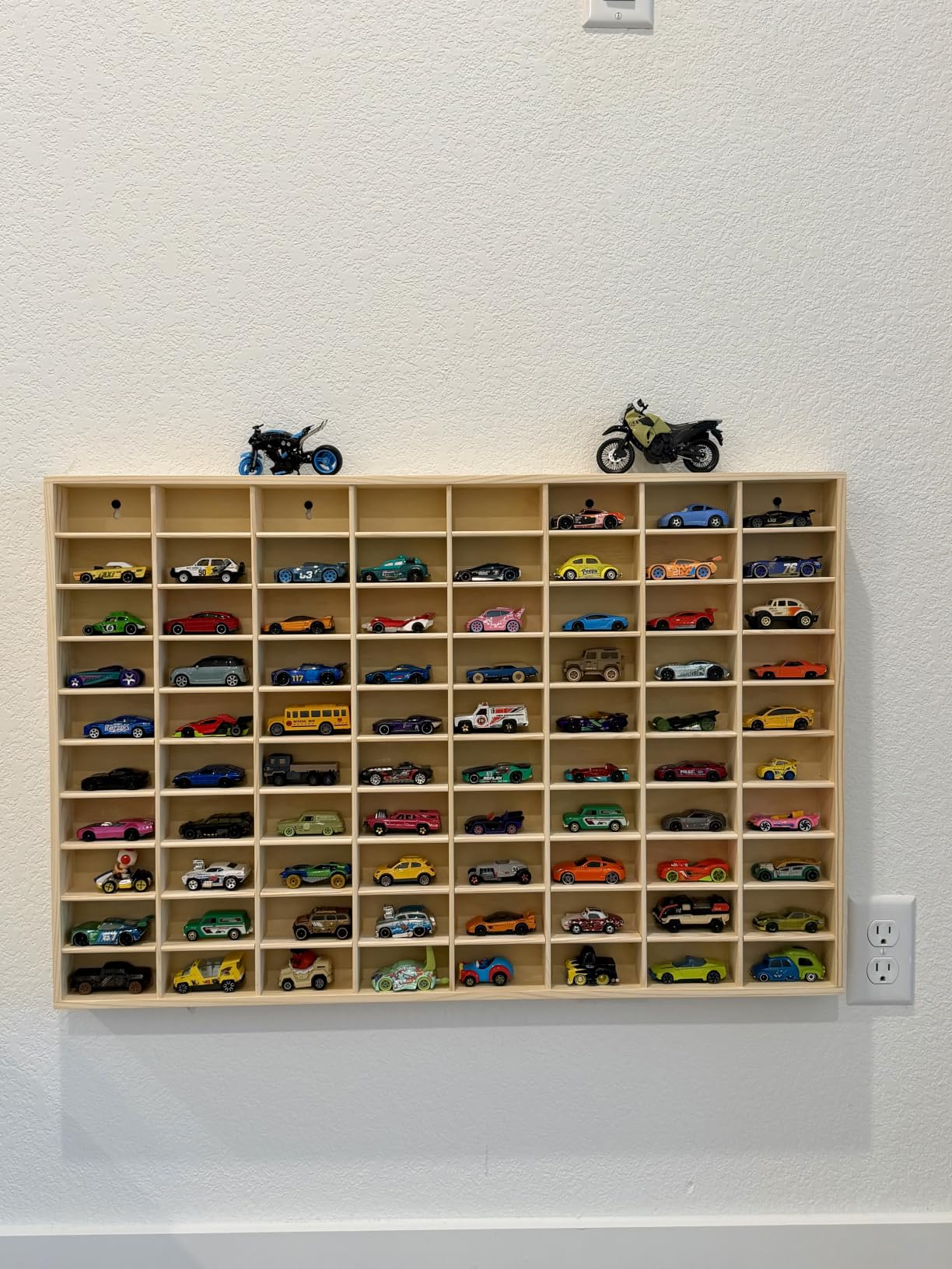 Seenelling 50 Spaces 1/64 Hot Diecast Wheels Display Case, 1 Pcs - Wooden Wall Mount Display Shelf for Toy Car Collections, Model Car Storage Organizer for Wheels, Collectibles customer photo 1