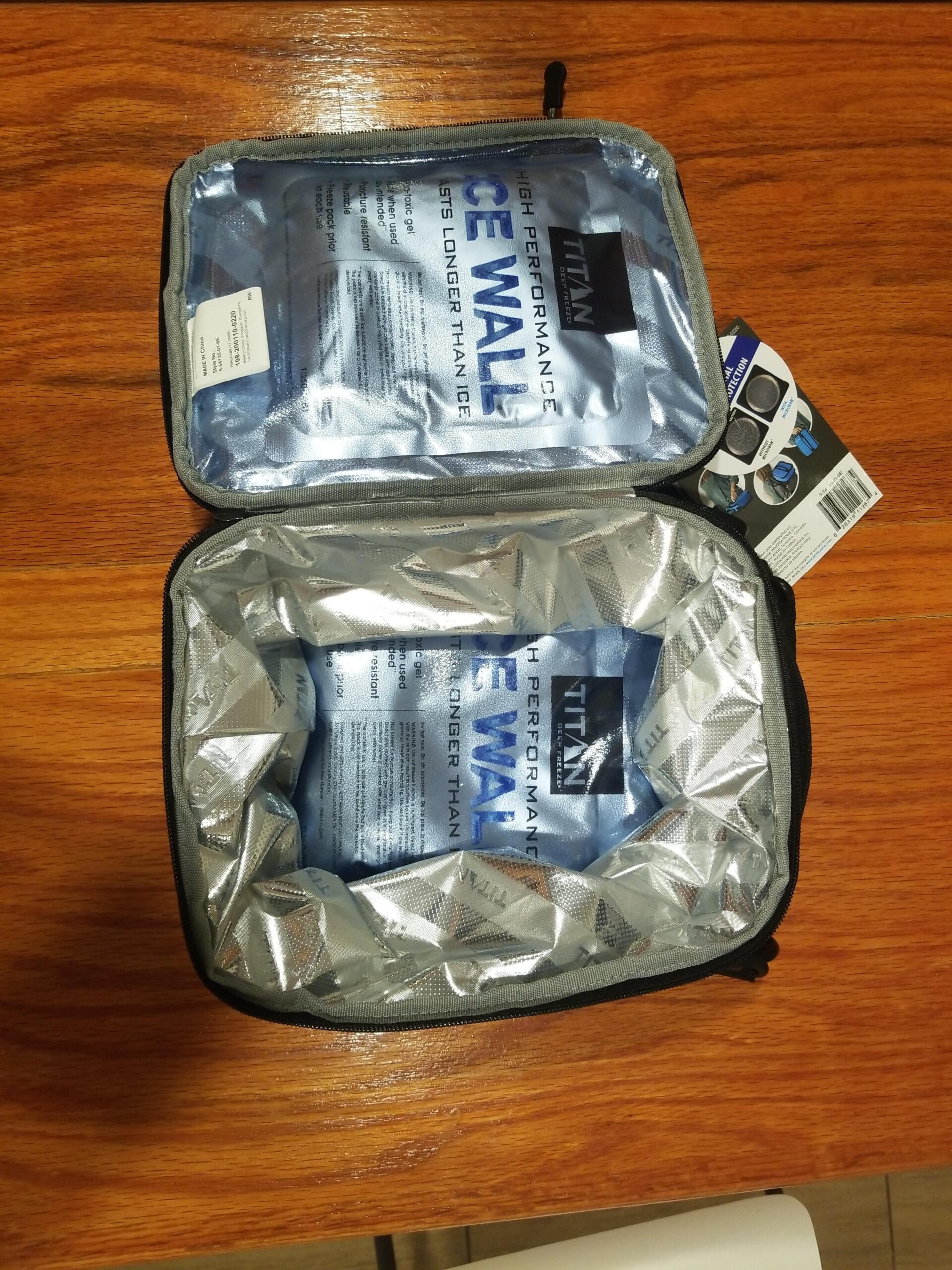Titan by Arctic Zone Expandable Lunch Box, 2 Ice Packs, Sharkskin Gray customer photo 2