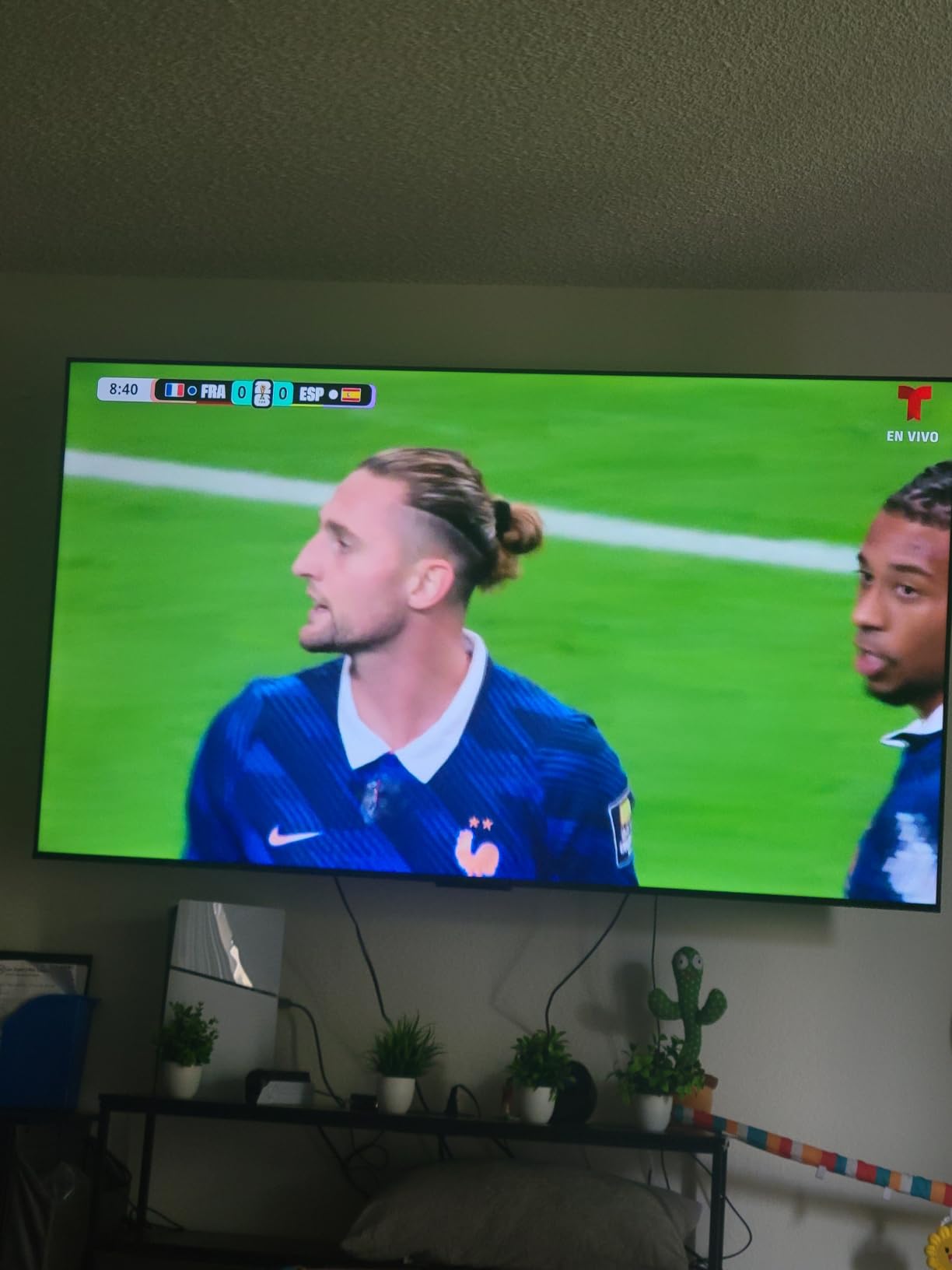 INSIGNIA 55-inch Class QF Series LED 4K UHD QLED Smart Fire TV with Alexa Voice Remote (NS55-UQFL26) customer photo 1