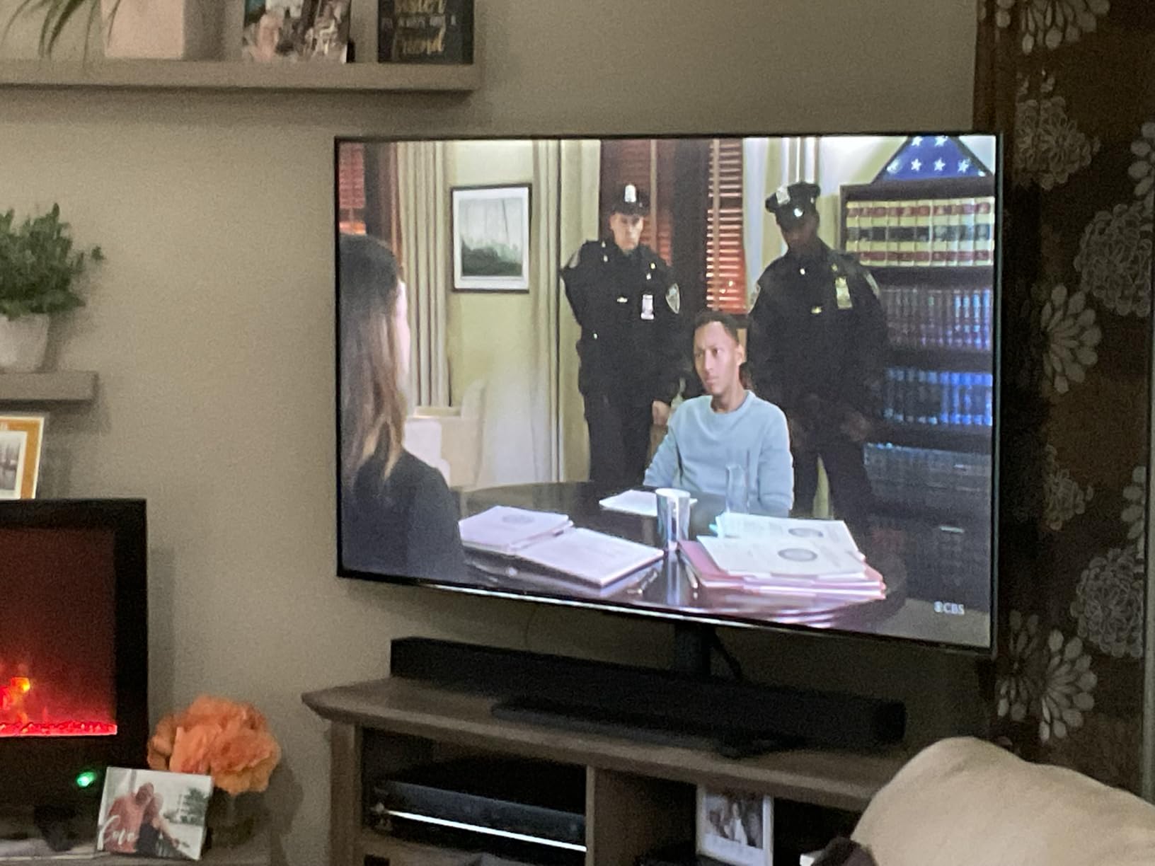 INSIGNIA 55-inch Class QF Series LED 4K UHD QLED Smart Fire TV with Alexa Voice Remote (NS55-UQFL26) customer photo 2