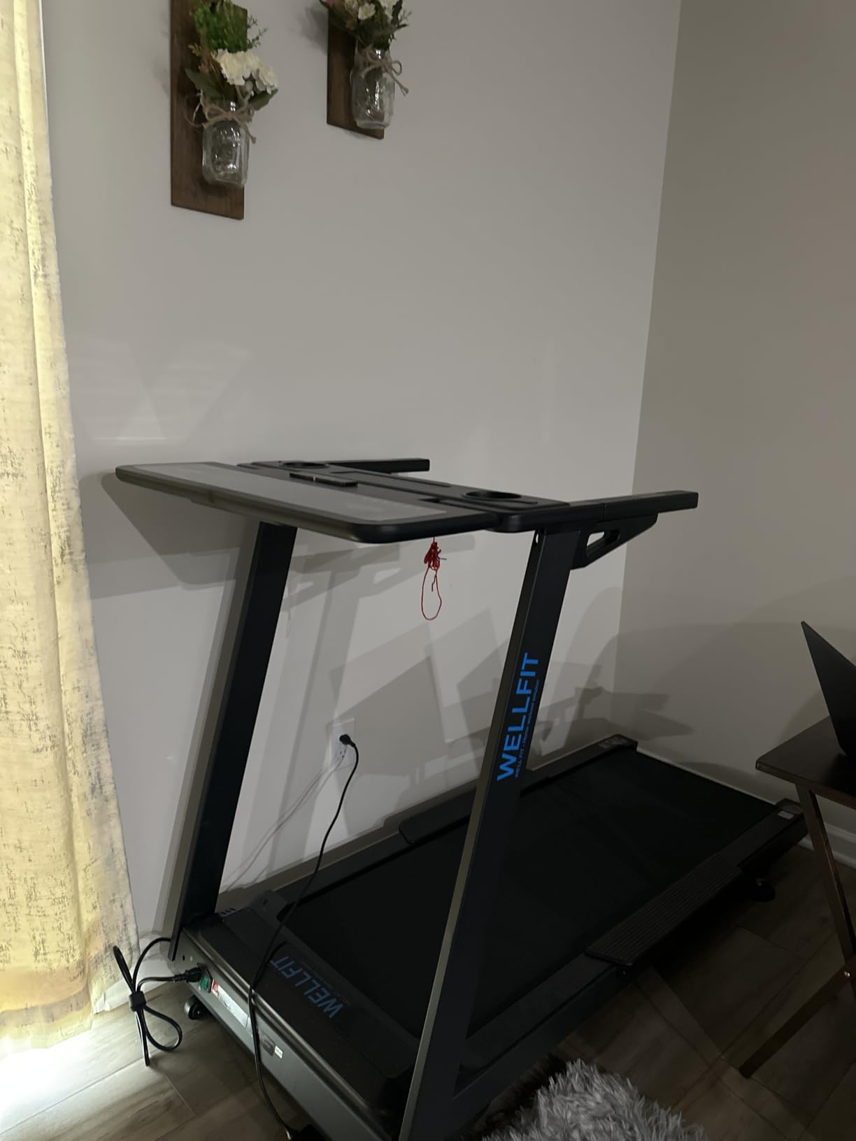 WELLFIT Auto Incline Treadmill, 15% Incline Heavy Duty Treadmill for Home | 4.5HP, 10 MPH, 500 lbs Capacity, 20'' x 55'' Running Area Treadmills with Pulse Sensor, Bluetooth Player & LED Display customer photo 1