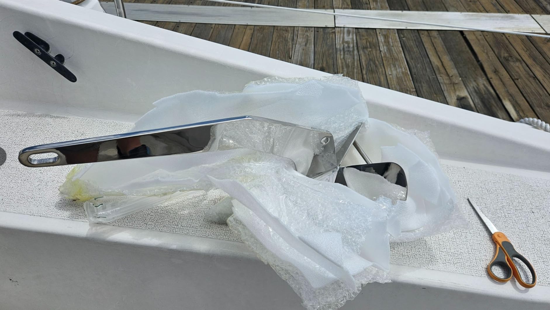 Delta Anchor 316 Marine Grade Stainless Steel Boat Anchor 11 lb 13 lb 16 lb 22 lb 33 lb 44 lb Heavy Duty Triangular Plow Anchor for Pontoon Fishing Boats Sailing Boats Small Anchor customer photo 2