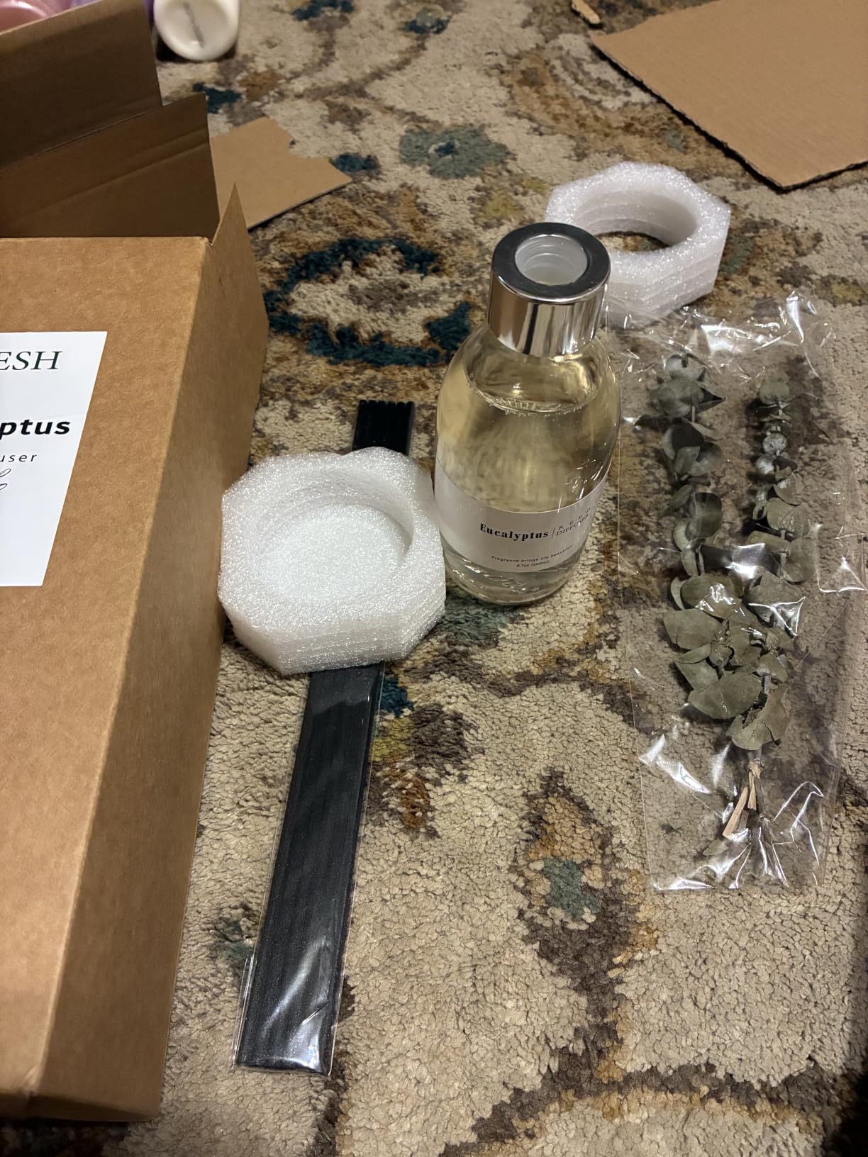 Clesh Reed Diffuser Set, 6.7 oz Eucalyptus Scented Diffuser with Sticks, Home Fragrance Reed Diffuser for Bathroom Shelf Decor customer photo 1
