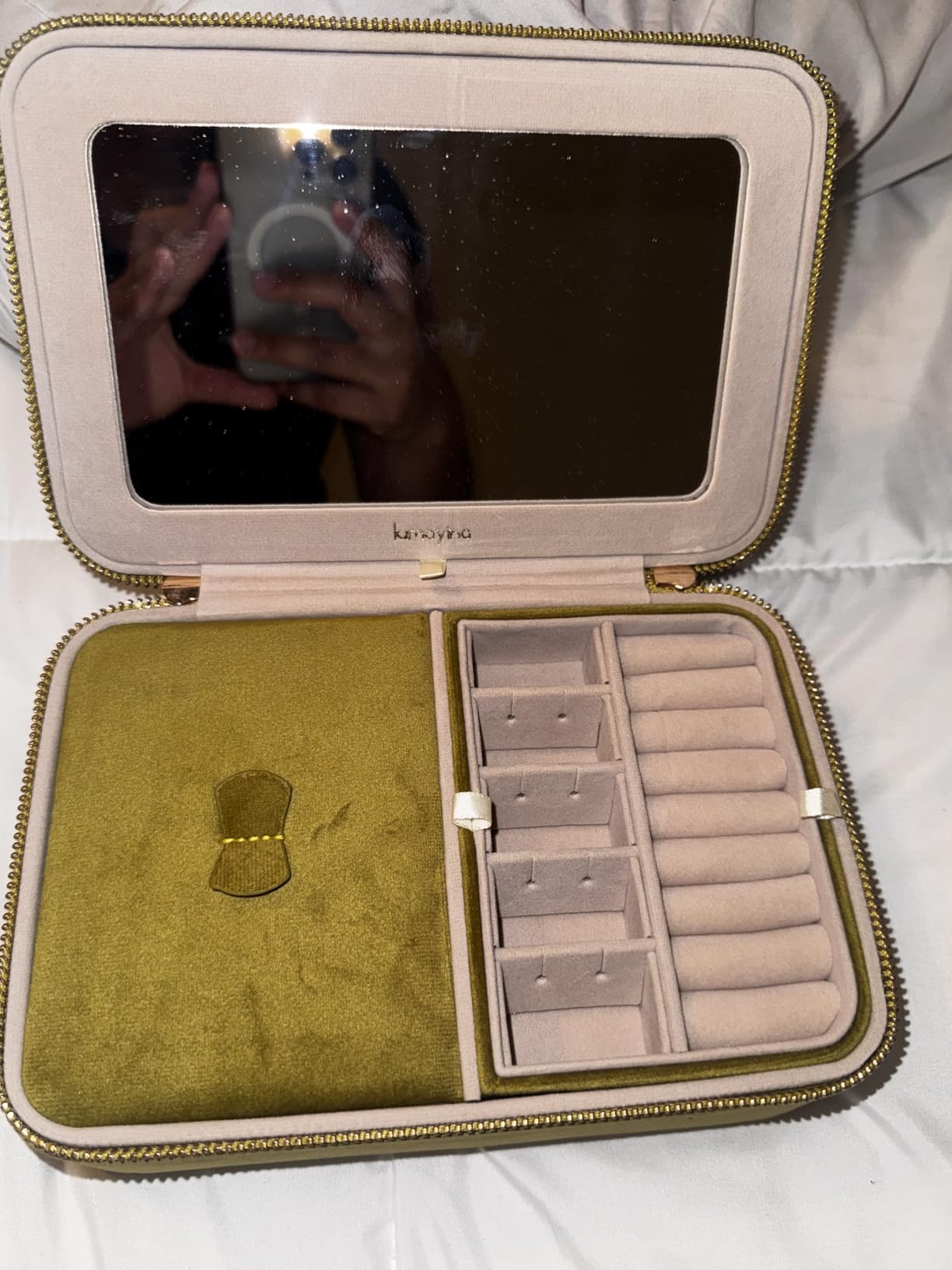 Lumayina Velvet Travel Jewelry Organizer Case with Large Mirror for Women | Portable Double-Layer Girls Jewelry Storage Box with Plush Lining, Removable Tray, Adjustable Dividers & 6 Anti-Tarnish Bags customer photo 1