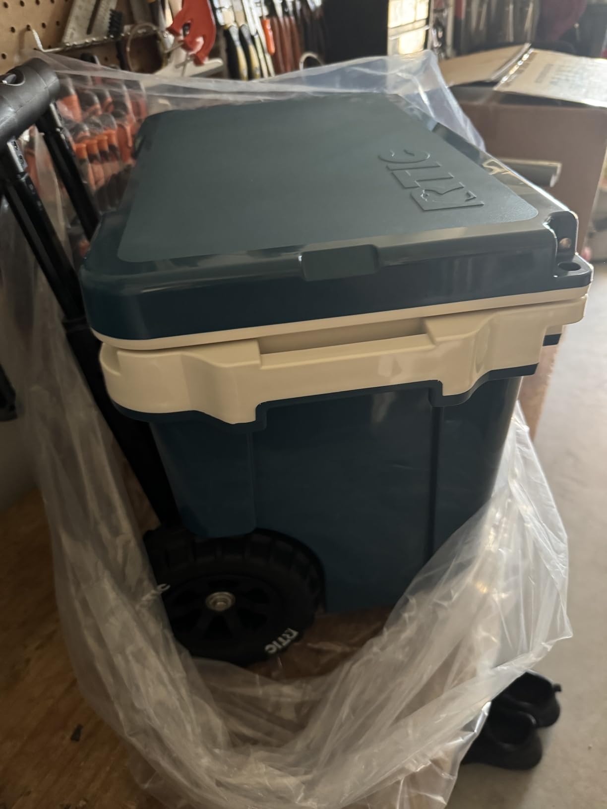 RTIC 22 QT Ultra-Light Wheeled Cooler with Handle | Wheeled Ice Chest Box for Beach, Drink, Beverage, Camping, Picnic, Fishing, Boat and Barbecue customer photo 1