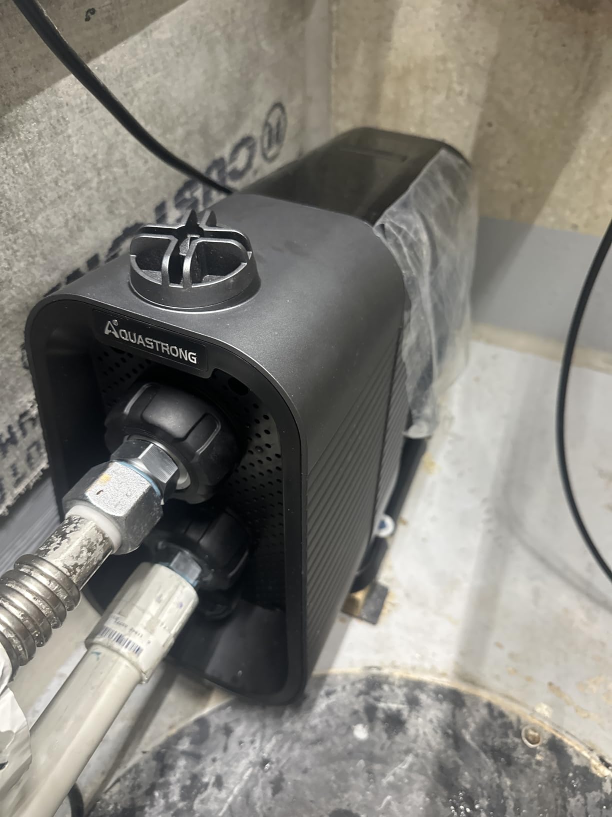 Aquastrong Whole House Water Pressure Booster Pump 80 PSI, 115V Automatic Variable Speed, Constant Pressure, Integrated Design, Self-Priming, for Home, Apartment, Shower, Garden, Shallow Well,Smart 45 customer photo 1