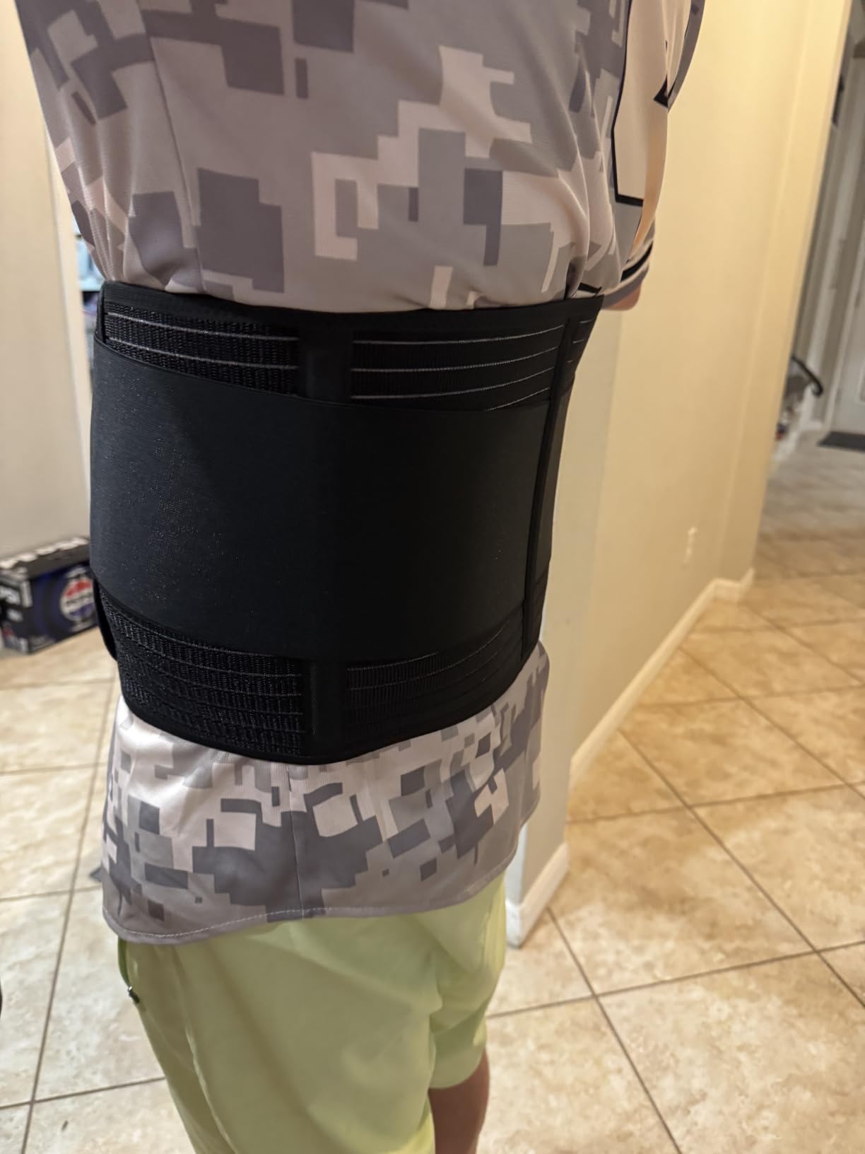 Abdominal Binder for Men Women Post Surgery & Postpartum Recovery | Hernia Support Belt Waist Trainer for Men Adjustable Compression Wrap (Black,L) customer photo 1
