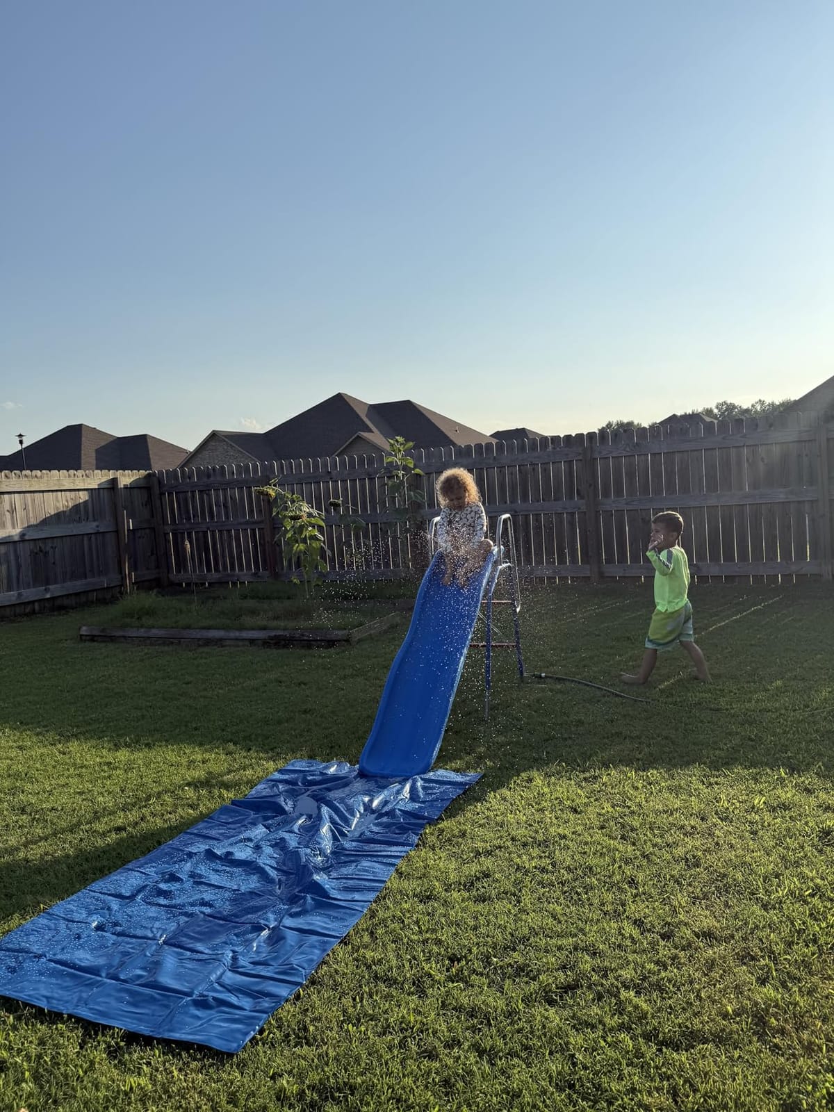 OHYEMO Water Slide for Kids Backyard, Outdoor Waterslide with 3-Zone Spray Sprinkler and Ground Tarp, Summer Water Game Toy for Backyard Water Fun Activities Play customer photo 2