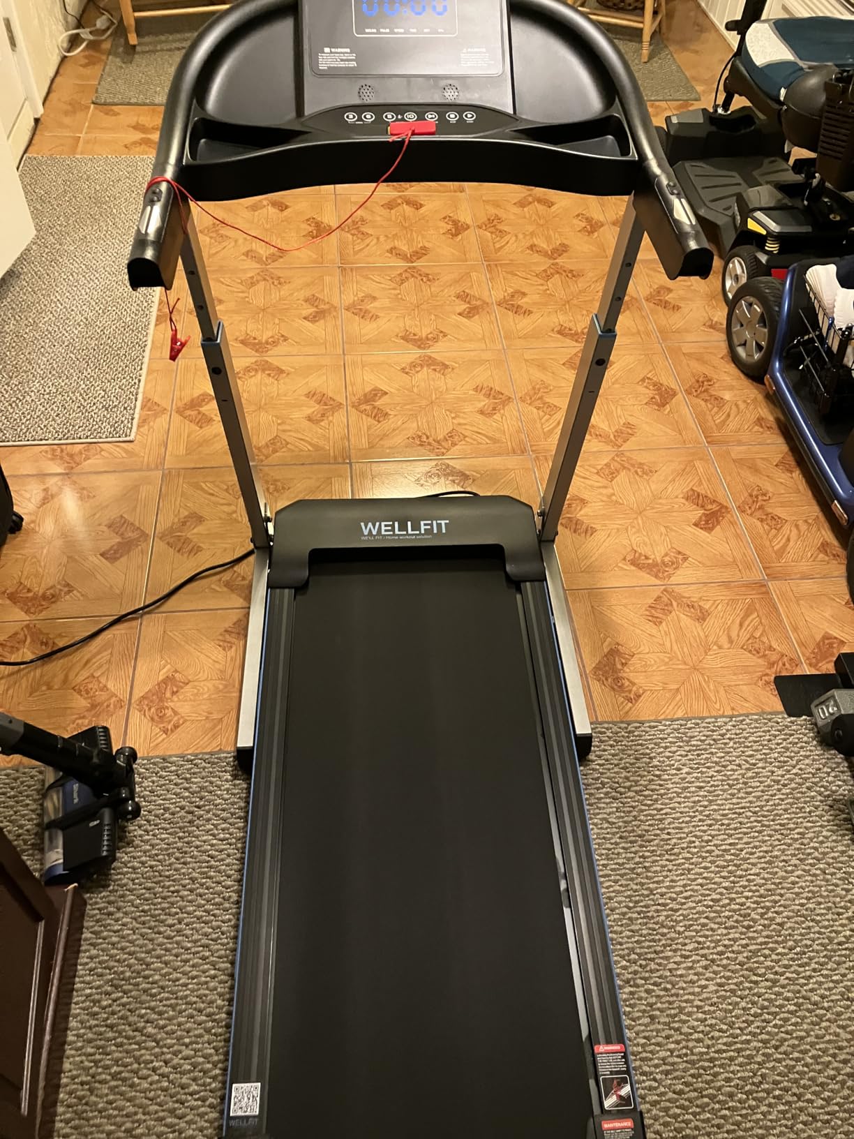 WELLFIT Home Treadmill 400+LB Capacity, 4.0HP Heavy Duty Treadmill Foldable | Small Commercial Treadmills with 15% Auto Incline, Climb Running, with Safety Handrail, Wide Belt 18*43 in, 95% Pre-installed customer photo 2