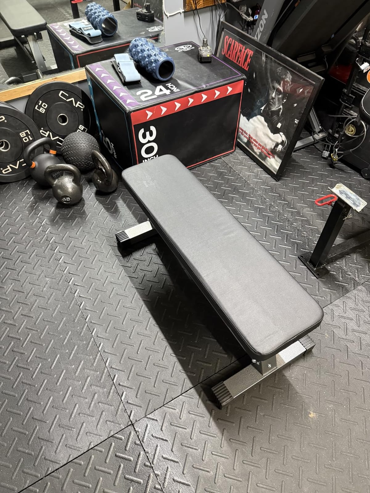 Finer Form Essential Flat Weight Bench for Home Gym, 1,000 lb Capacity | Heavy-Duty, For Bench Press, Hip Thrusts & Strength Training, Compact Home Gym Fitness Equipment, Free Workout Chart Included customer photo 2