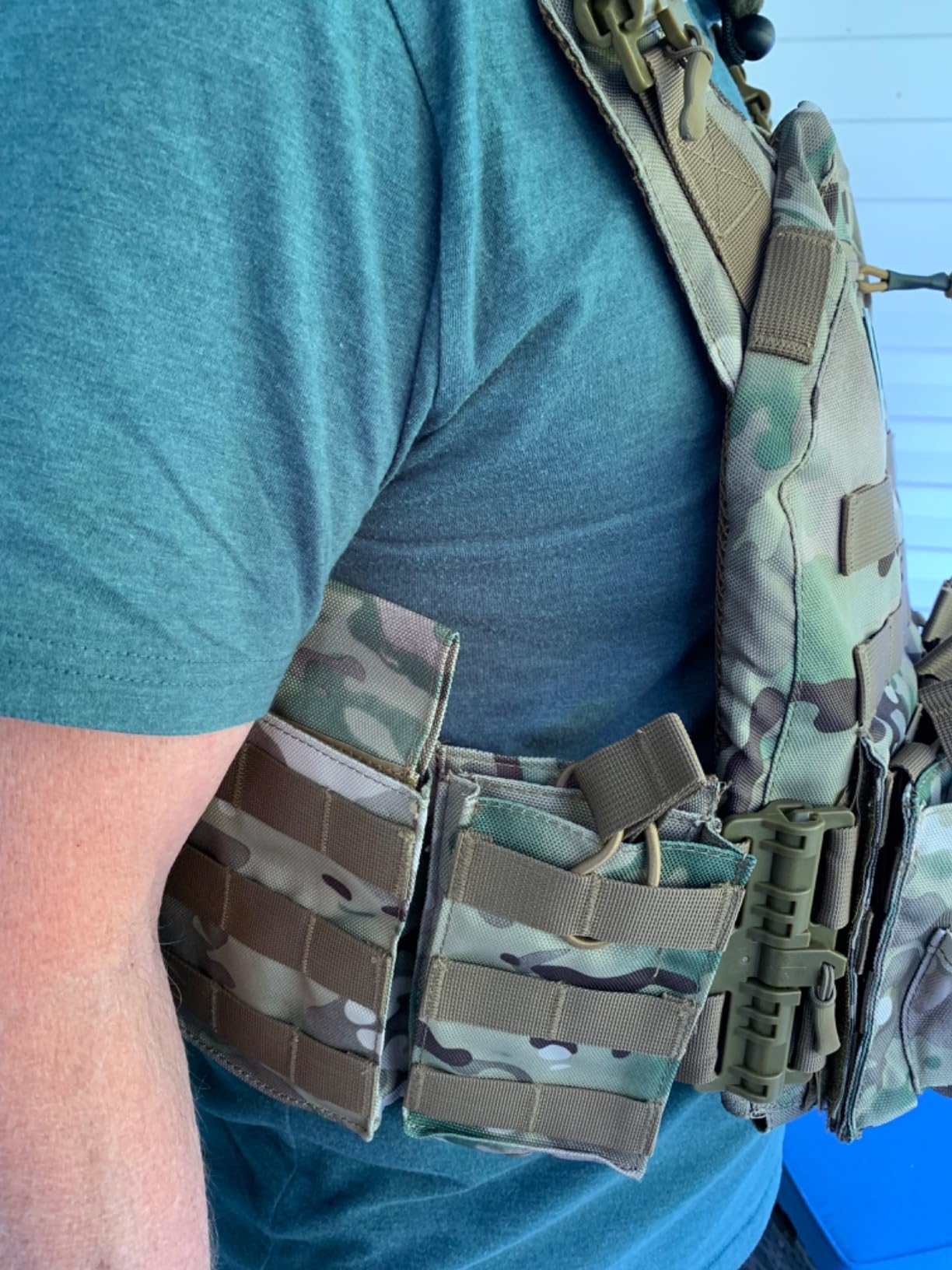 Jueachy Tactical Vest for Men: Quick Release Lightweight Adjustable Breathable Outdoor Vest for Training customer photo 1