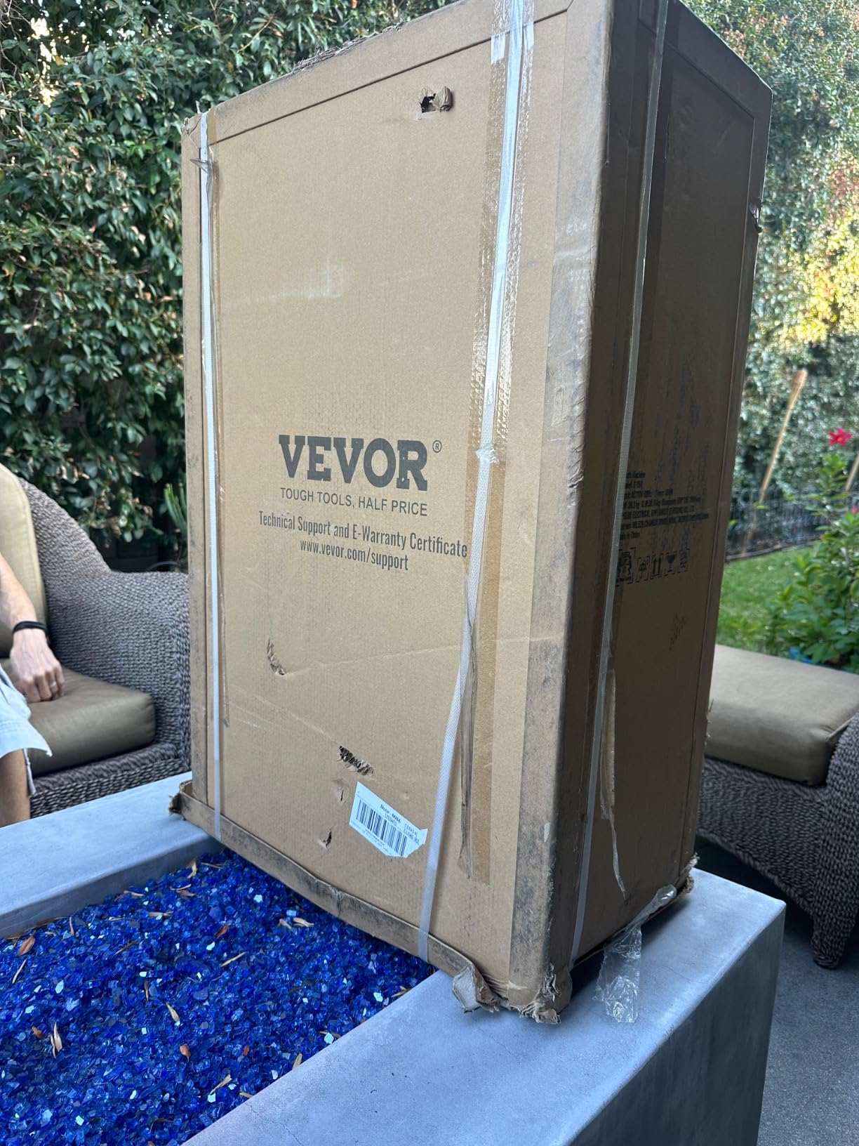 VEVOR Commercial Frozen Drink Maker, 15Lx2 Double Tank Slushy Machine, 120 Cups Stainless Steel Margarita Smoothie Frozen Drink Machine with Automatic Cleaning & Independent Control customer photo 2