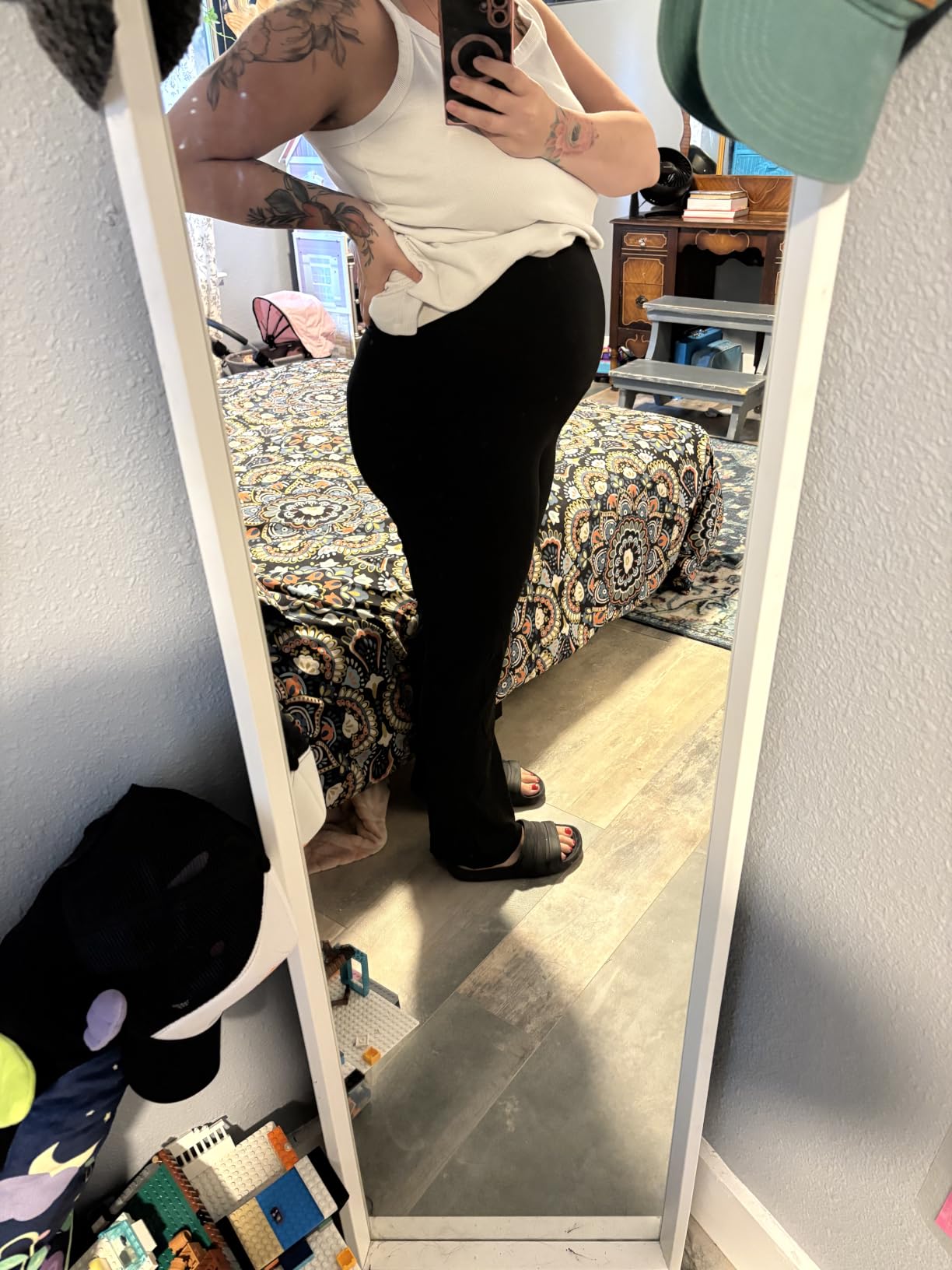Leafigure Maternity Flare Leggings with Pockets Over The Belly Yoga Pants for Workout Soft Pregnancy Activewear customer photo 1