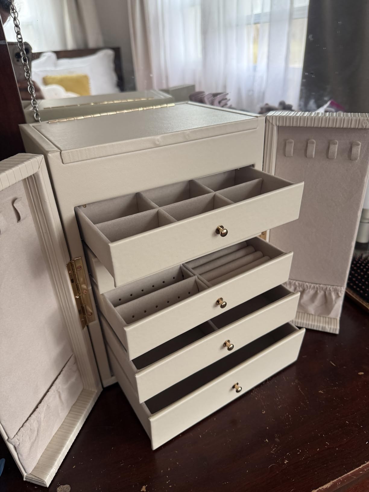 Dajasan Large Jewelry Organizer Box, 6-Tier Jewelry Storage Case with 5 Drawers, Jewelry Boxes for Women Girls with Mirror, Double Door, Textured PU Leather, Gift Idea, Stylish (Black + Gold) customer photo 2