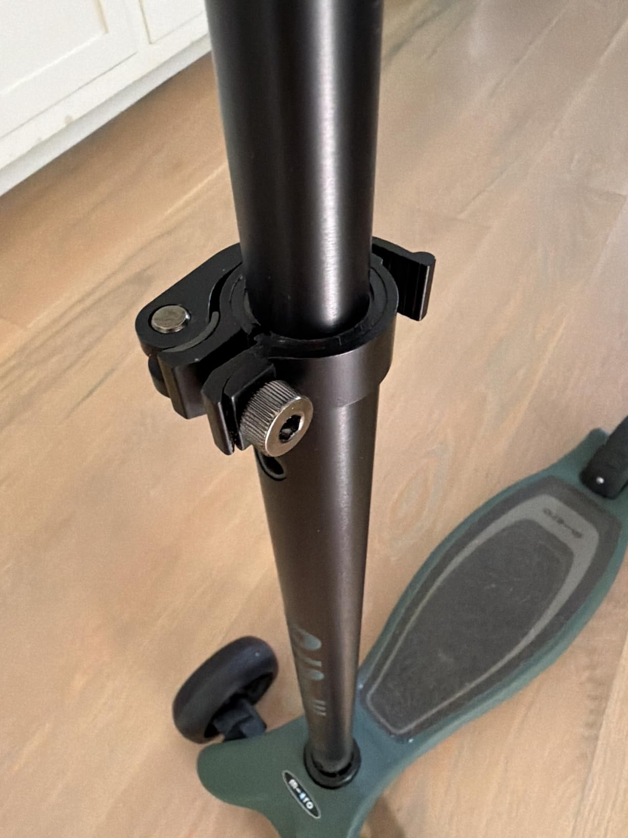 Micro Kickboard Reloaded Three-Wheel Scooter for Big Kids, Teens, & Adults - Lean-to-Steer Carving Ride, Adjustable T-Bar, Wide Wheels, Up to 220 lb, Ages 13+ customer photo 2