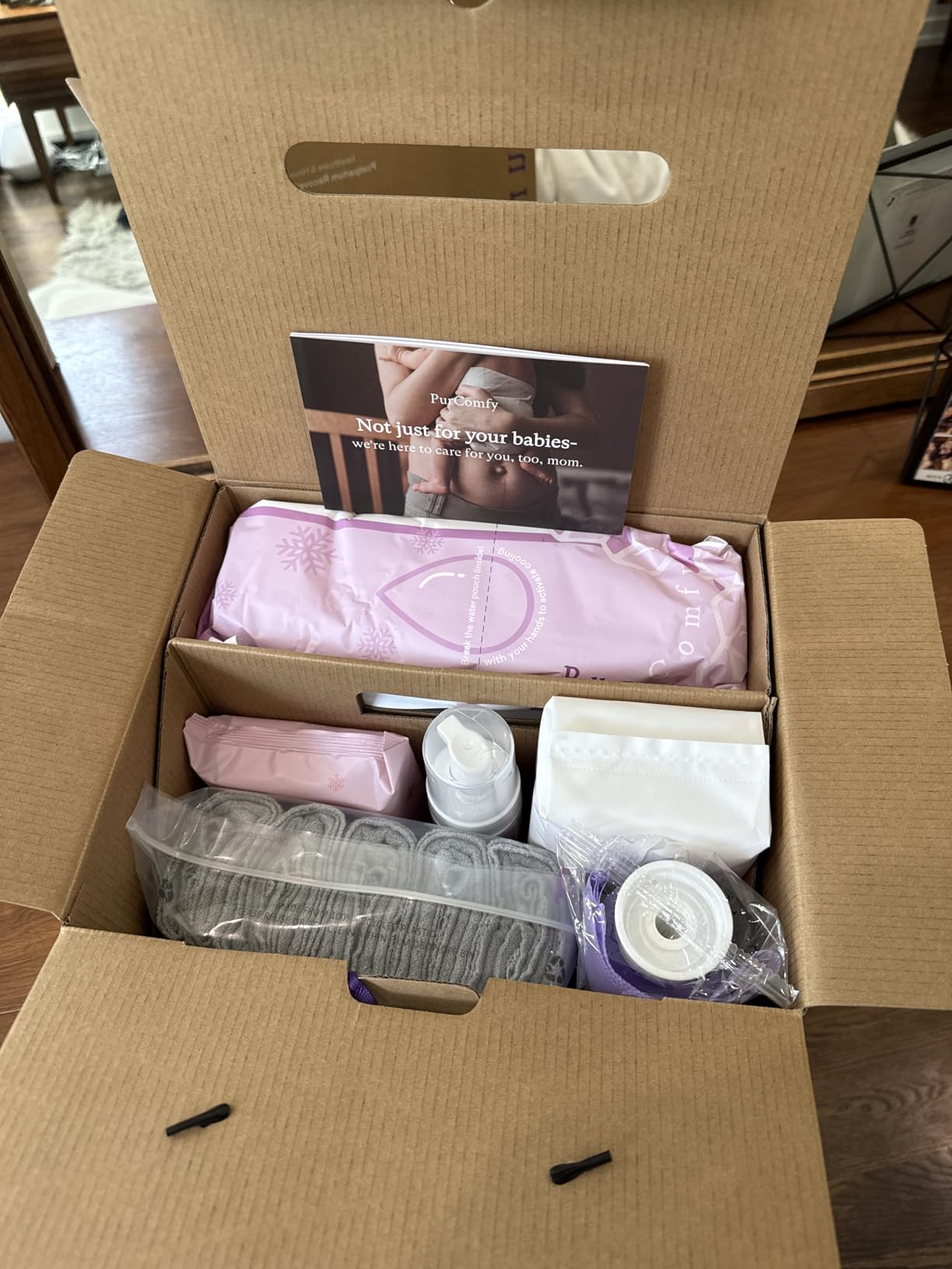 PurComfy 18 Pcs Postpartum Essentials Recovery Kit for New Mom | 5 Disposable Underwear, 24 Perineal Pad Liners, Perineal Care Foam, 5 Instant Ice Pads, Peri Bottle and 5 Postpartum Pads customer photo 1