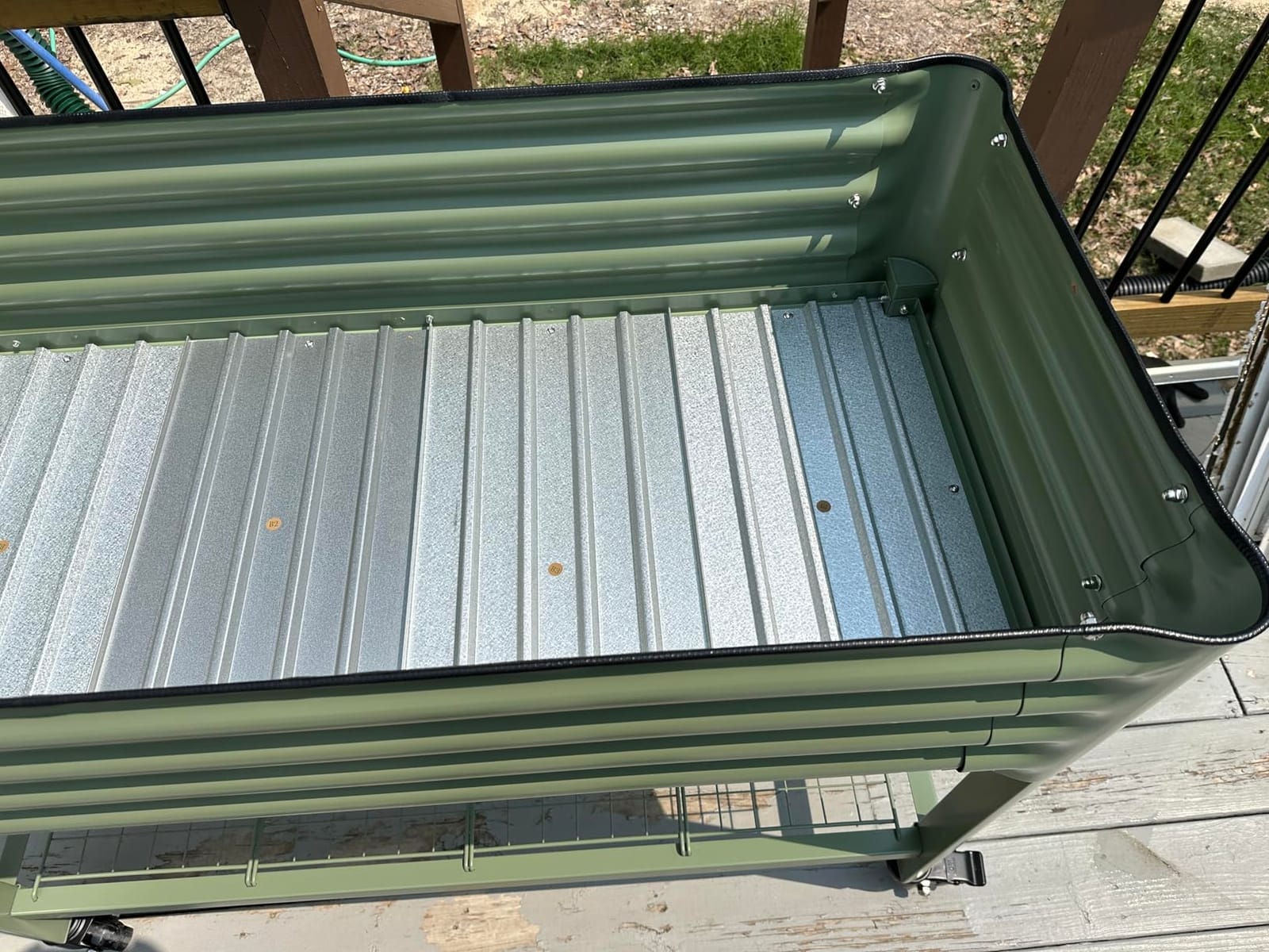 Vego garden Rolling Elevated Raised Garden Bed, 2' x 4' Outdoor Planters Boxes with Legs & Storage Rack for Patio, 700 Lbs Weight Capacity, Raised Beds for Gardening, Olive Green customer photo 1
