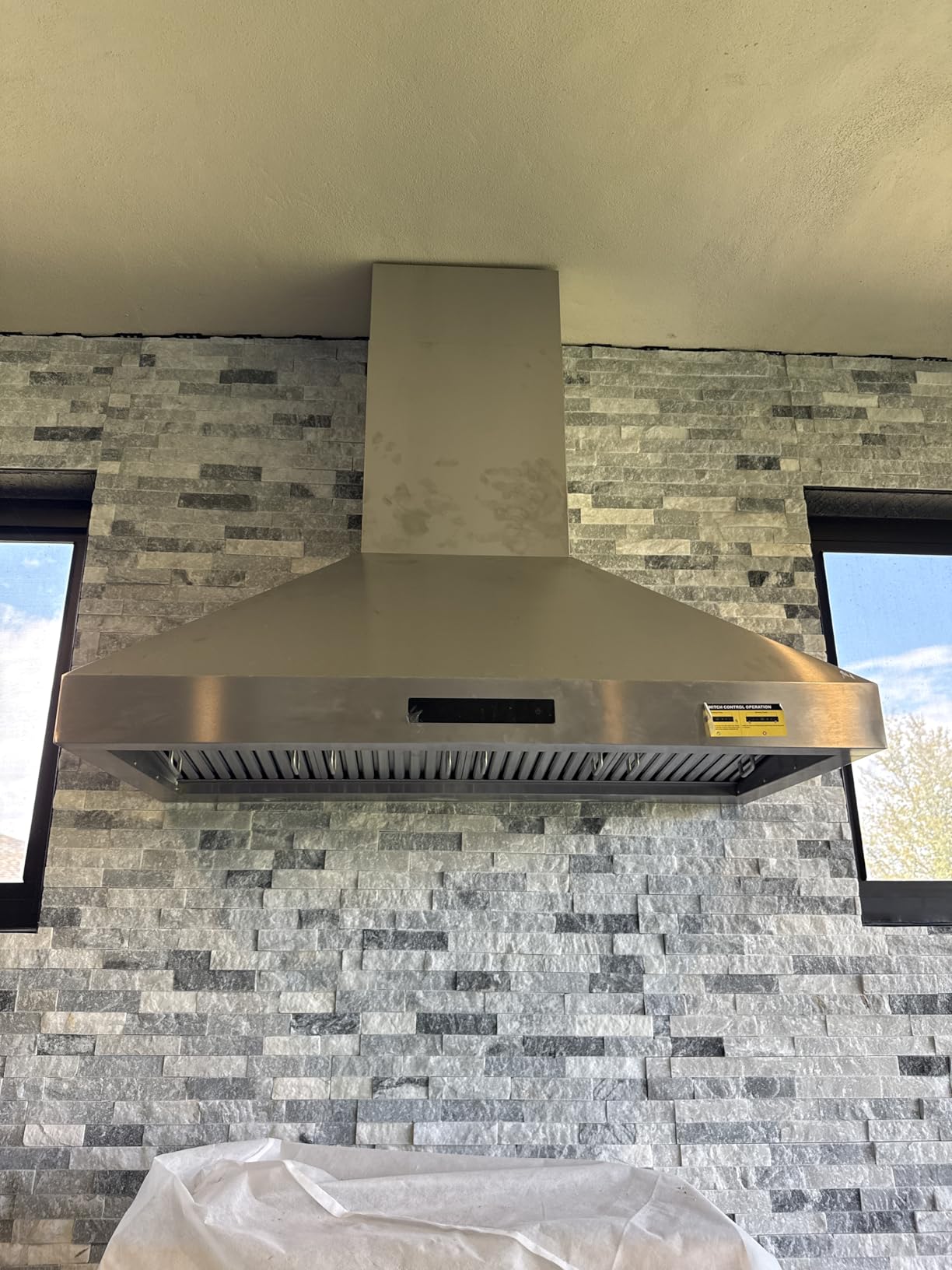 48 inch Range Hood Wall Mount, 1500 CFM Stainless Steel Stove Vent Hoods | 4-Speed Gesture Sensing & Touch Control, Ducted, 4 LED Lights, Time Setting, Dishwasher-Safe Baffle Filters, for Kitchen customer photo 1