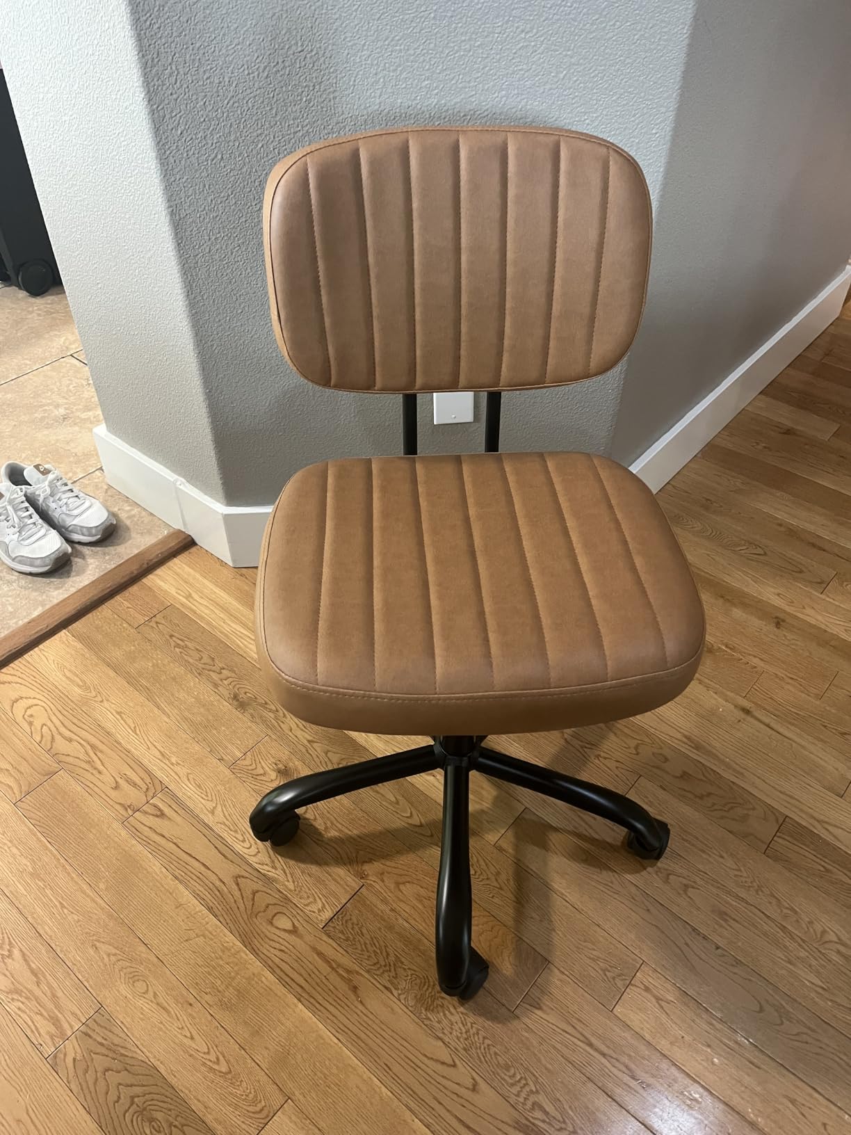 Sweetcrispy Office Desk Chair, Small Home Vanity Chair, Lumbar Support, Armless PU Leather, Height Adjustable Rolling Swivel Task, Bedroom Home Student, Black customer photo 1