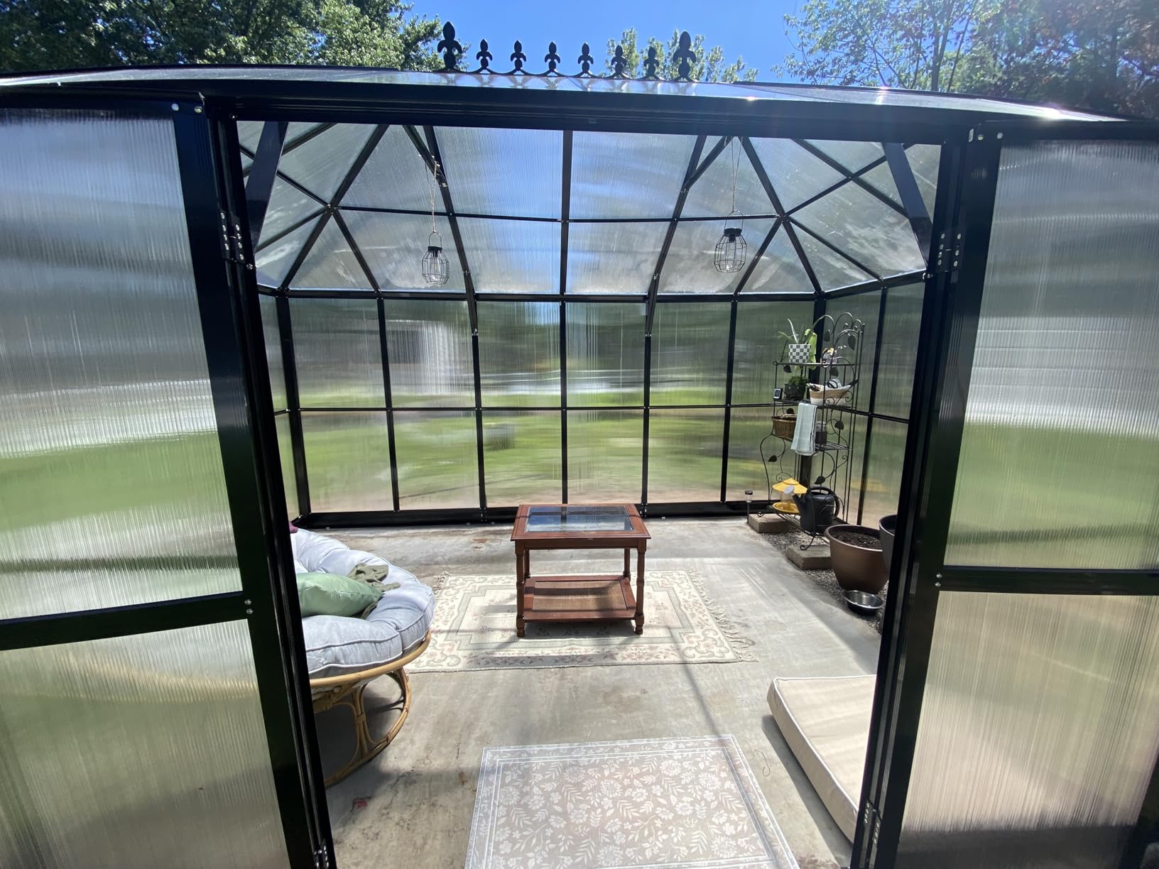 HOWE 16x12x9.5 FT Polycarbonate Greenhouse for Outdoors, Pavilion Style | Aluminum Greenhouse with 4 Vents & Lockable Double Doors, 6 FT Wall Height, Walk-in Sunroom, Ideal for Garden & Patio Use customer photo 1