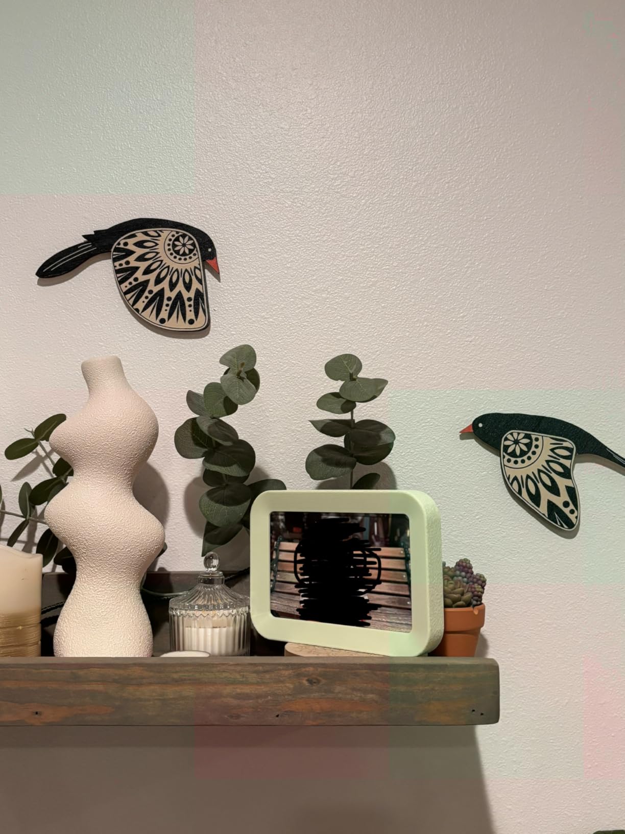 Wooden Bird Wall Decor Set of 5, Scandinavian Folk Art Flying Bird Wall Art, Lightweight Boho Wall Hanging for Living Room Bedroom Hallway Nursery customer photo 2