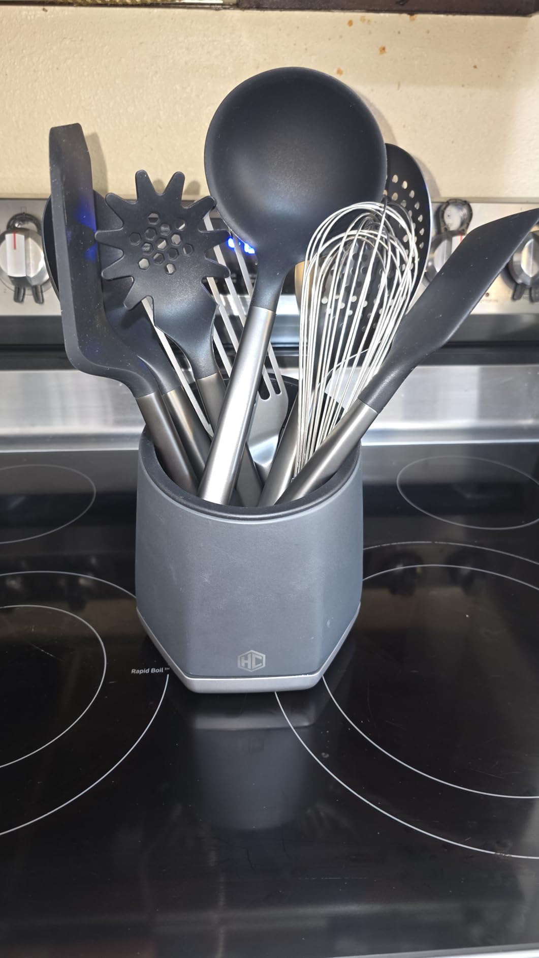 HexClad 9-Piece Kitchen Utensil Set, Heat-Resistant to 450°F | Dishwasher-Safe, Stainless Steel & Silicone Tools, Fingerprint Resistant Finish customer photo 1