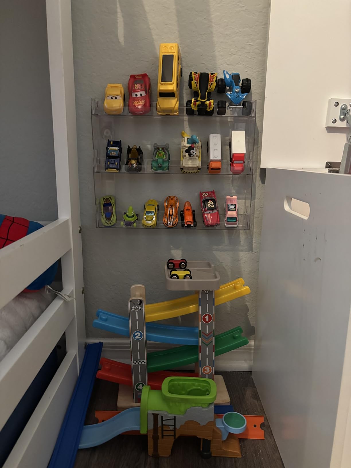 3 Layer Acrylic Wall Mount Display Case for Hot Wheels, 3-Tier Organizer Shelf Holds 27 Toy Cars, 1:64 Diecast Car Storage Organizer customer photo 1