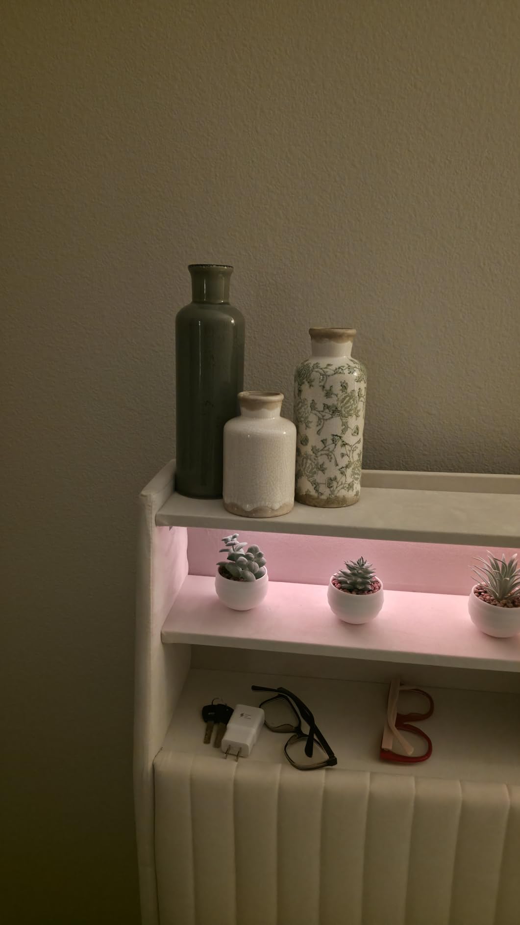Vintage Vase Set of 3, Ceramic Vintage Flower Vases, Chinoiserie Decorative Home Decor Retro Floral Vase Rustic Farmhouse Decor for Table Bookshelf Mantel Kitchen Living Room Office - Green and Beige customer photo 2