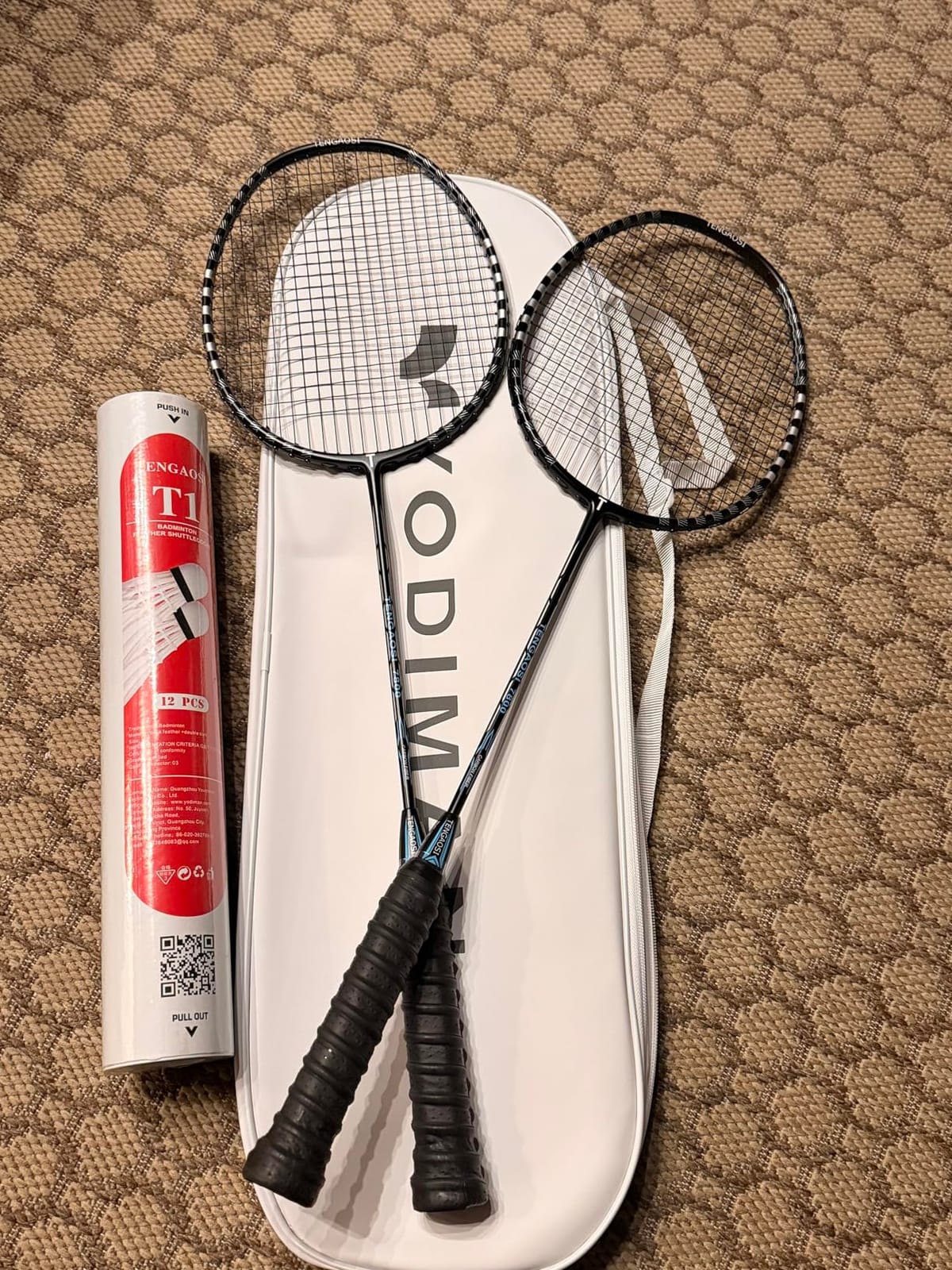 Professional Badminton Racket Set of 2 Unisex-Adult, Carbon Fiber High Tension Pre Strung Racquets customer photo 2
