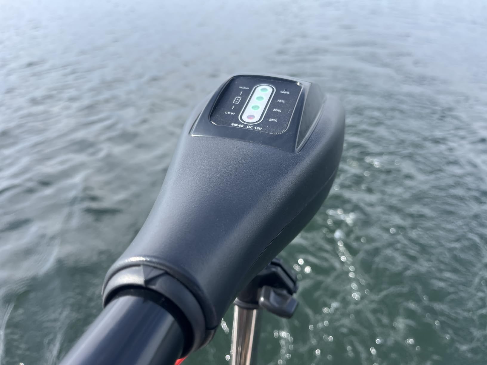 68LB Thrust Trolling Motor 8 Speed Electric Outboard Motor Boat Kayak Motor with 6'' Adjustable Handle 30'' Shaft Length & LED Indicator Transom Mounted for Kayak, Fishing Boat customer photo 2