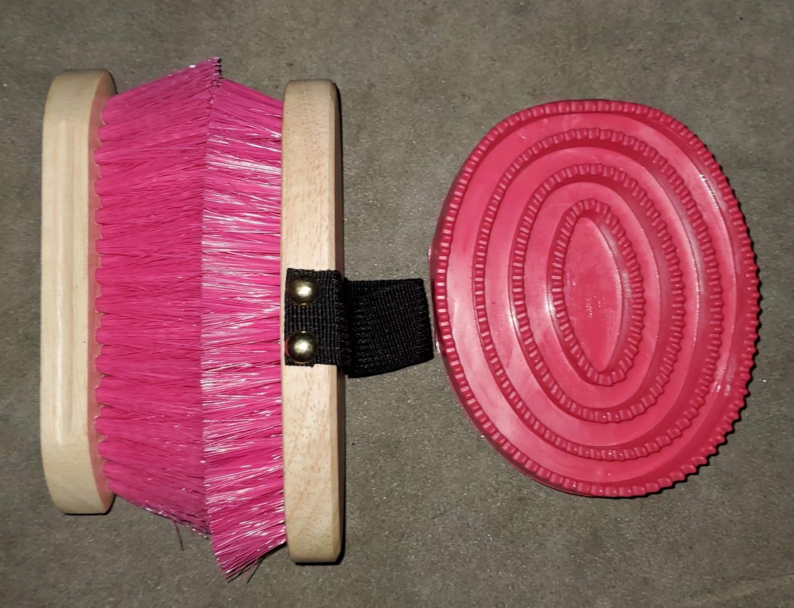 Horse Grooming Kit 13 Piece, Horse Brushes for Grooming Supplies with Tote Bag, Horses Tack Brush Set for Effective Grooming and Cleaning, Gift for Horse Riders Beginners (Pink) customer photo 1