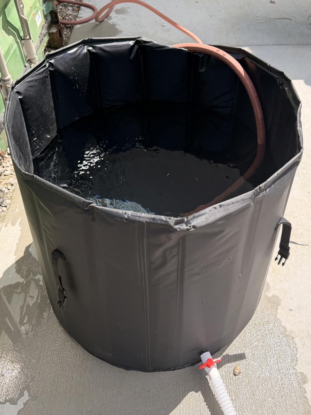 DoCred 2-4 Person Inflatable Hot Tub, 71