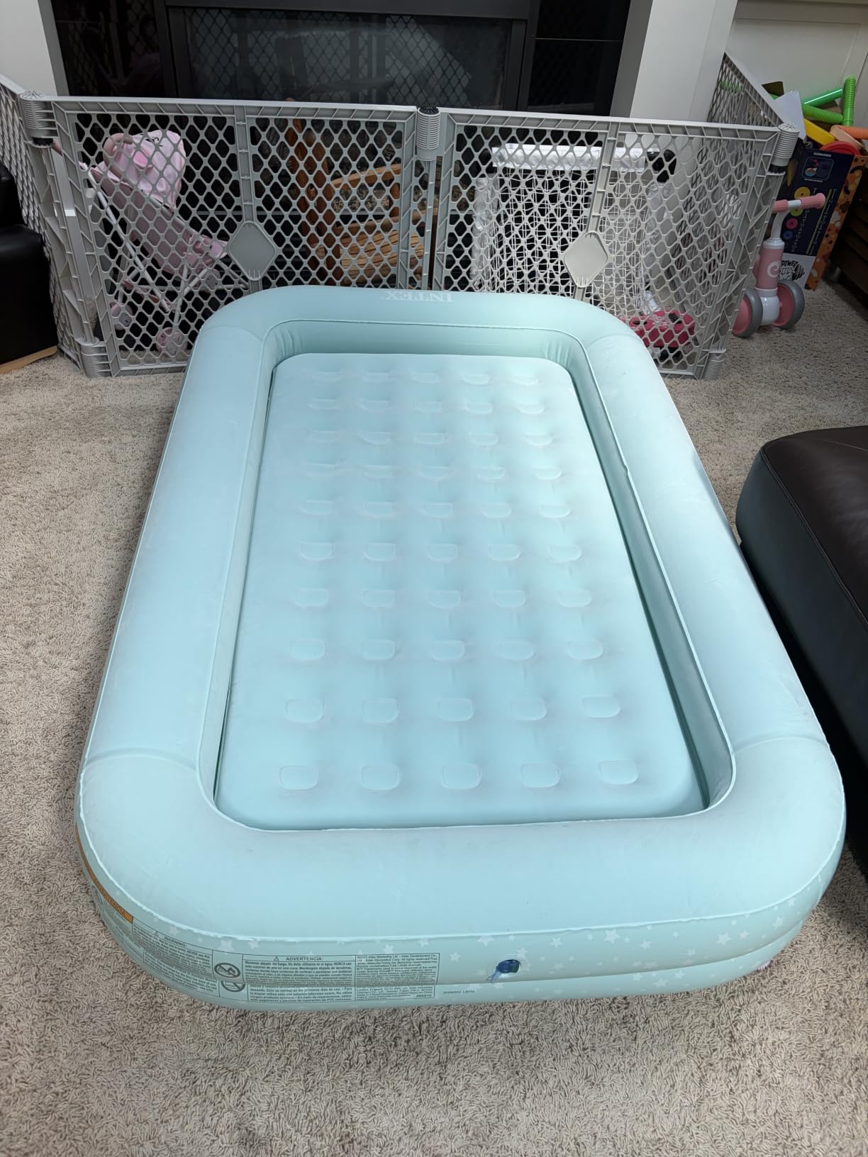 Intex 66811EP Inflatable Kidz Travel Bed Set, Includes Hand Pump and Carry Bag, Removable Mattress, Quick Inflation, Indoor Use, 42in x 66in x 10in, Beige customer photo 2