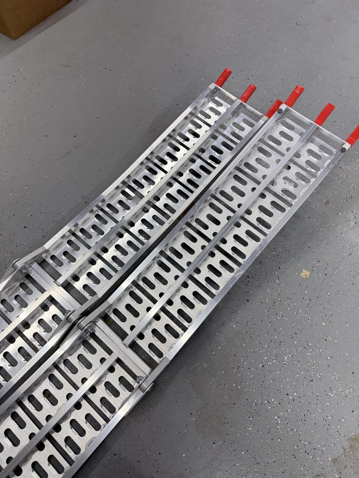 Aluminum Motorcycle Ramp for Pickup Trucks, 7.5 ft Folding Dirt Bike Loading Ramp, Punched Plate Surface, 750 lb Capacity, Rubber-Tipped Fingers, Strap Included, 89 x 12 in, 1 Pc customer photo 2