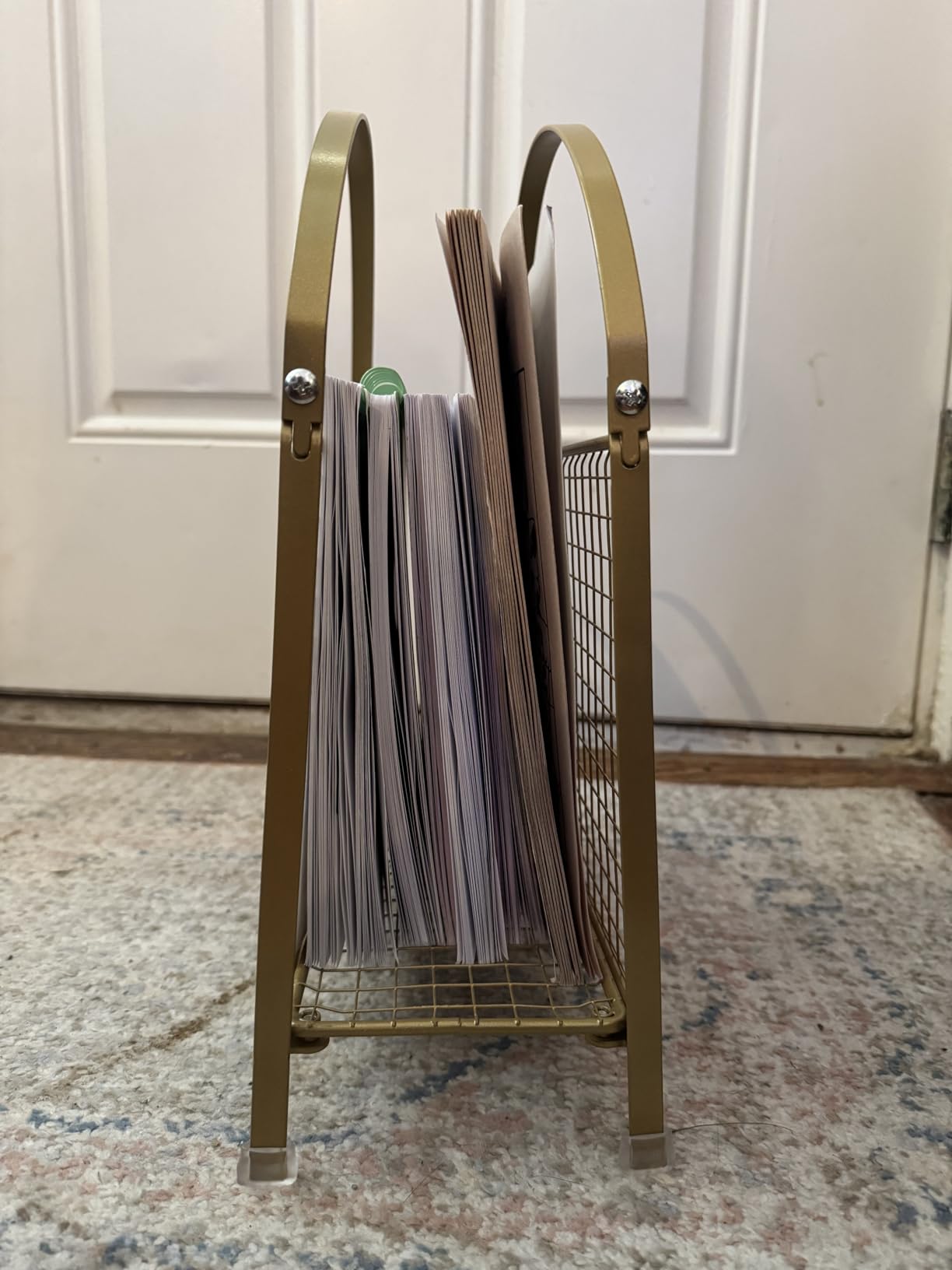 Freestanding Magazine Holder, Metal Magazine Rack Floor Stand | Modern Touch Handbag Design, for Magazine, Newspaper, Books, Vinyl Record (Gold) customer photo 2