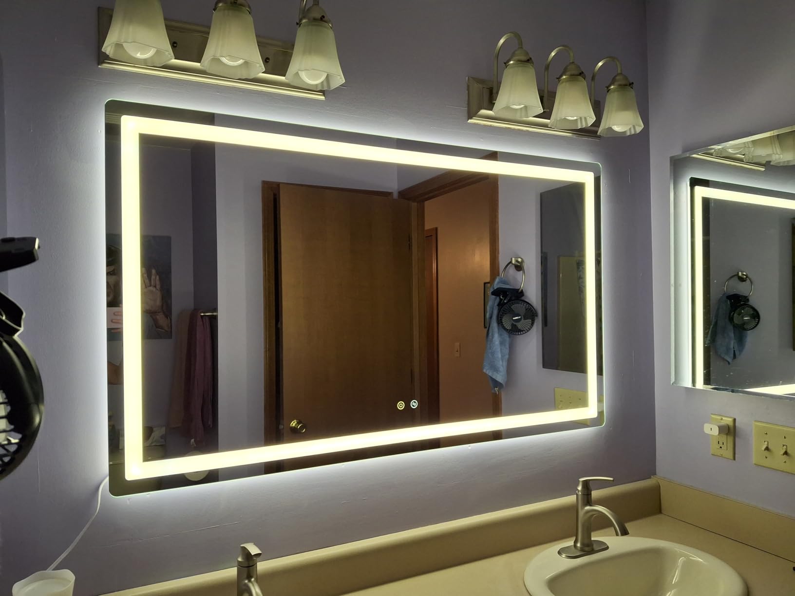 Delma LED Bathroom Mirror with Lights, 30x50 Vanity Mirror for Bathroom Wall, Anti-Fog, Dimmable, Front Lit & Backlit, Memory Function, Shatterproof Tempered Glass, 3 Color Modes(Horizontal/Vertical) customer photo 2
