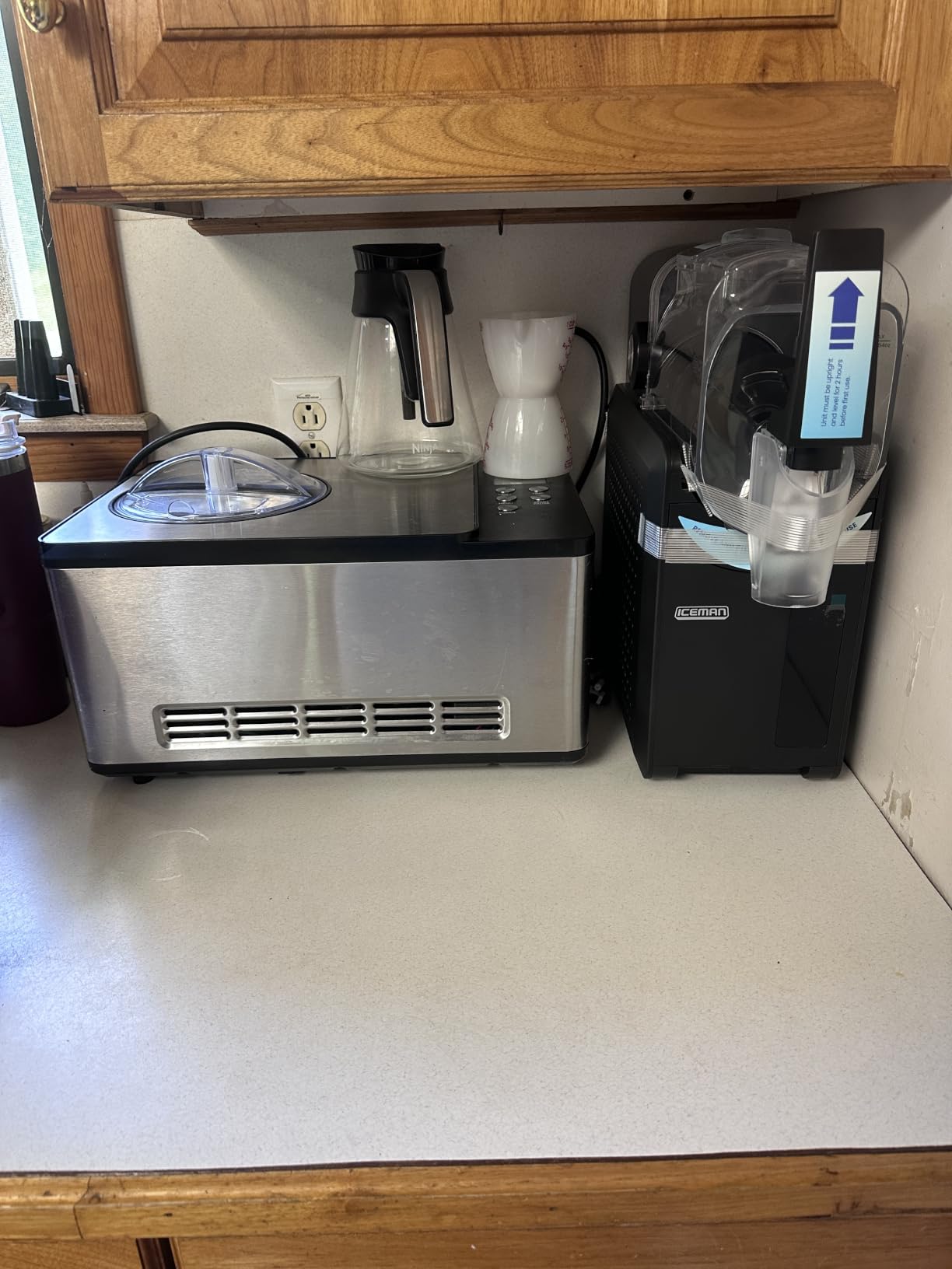 Iceman by Chefman Slush-Ease MAX 90oz Slushie Machine, 64oz Liquid Capacity Frozen Drink Maker & Slushy Machine with 5 Presets and LED Display customer photo 2