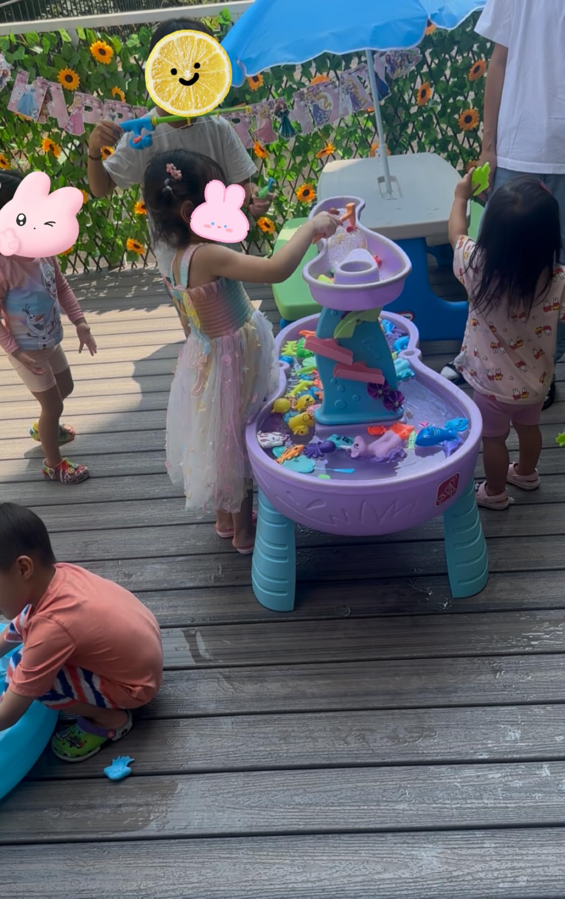 Step2 Rain Showers Splash Pond Water Table for Kids with Cover, Toddler Outdoor Sensory Playset, 13 Accessories, Blue and Green, Ages 18 Months+ customer photo 2